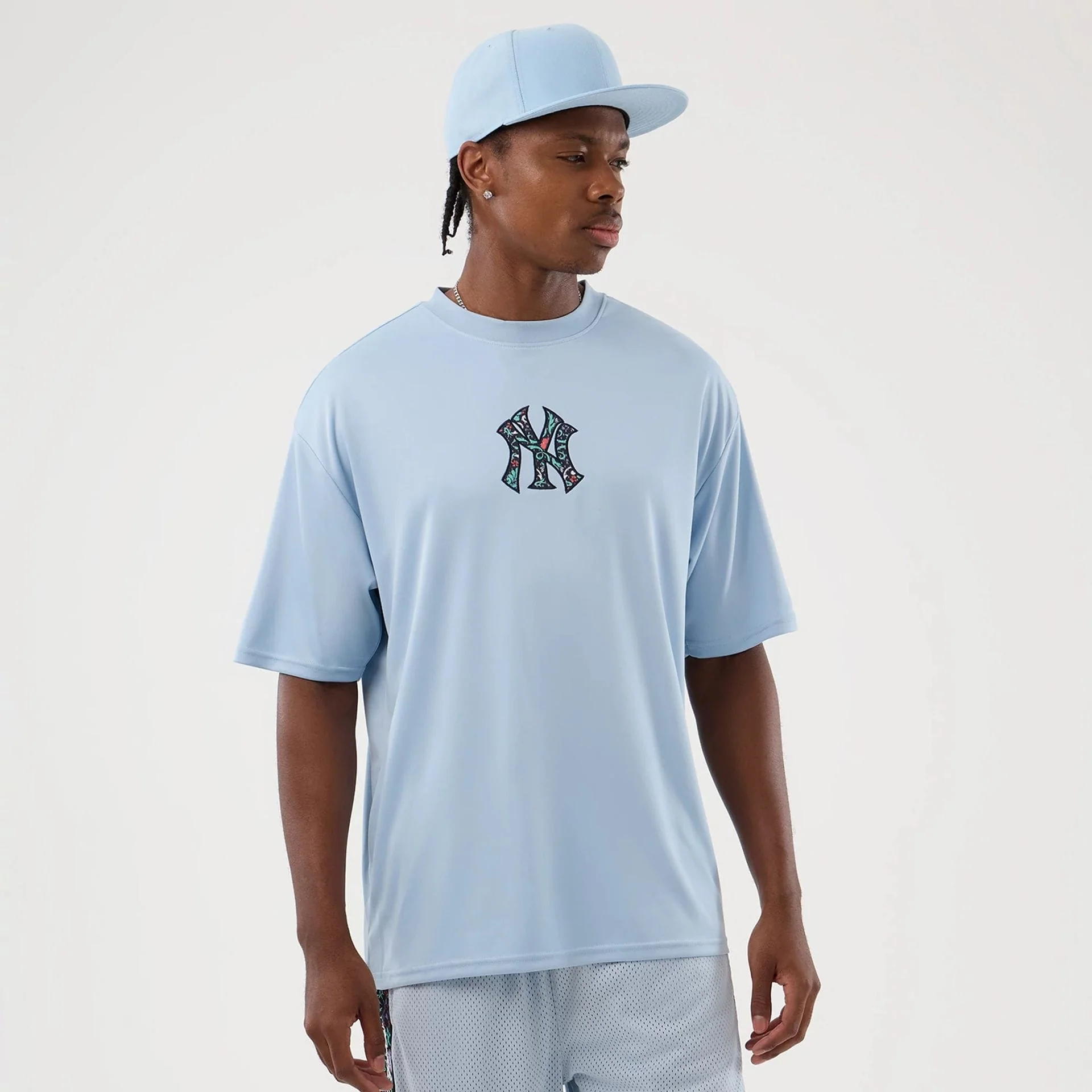 New York Yankees MLB Mesh Infill Pastel Blue Oversized T-Shirt