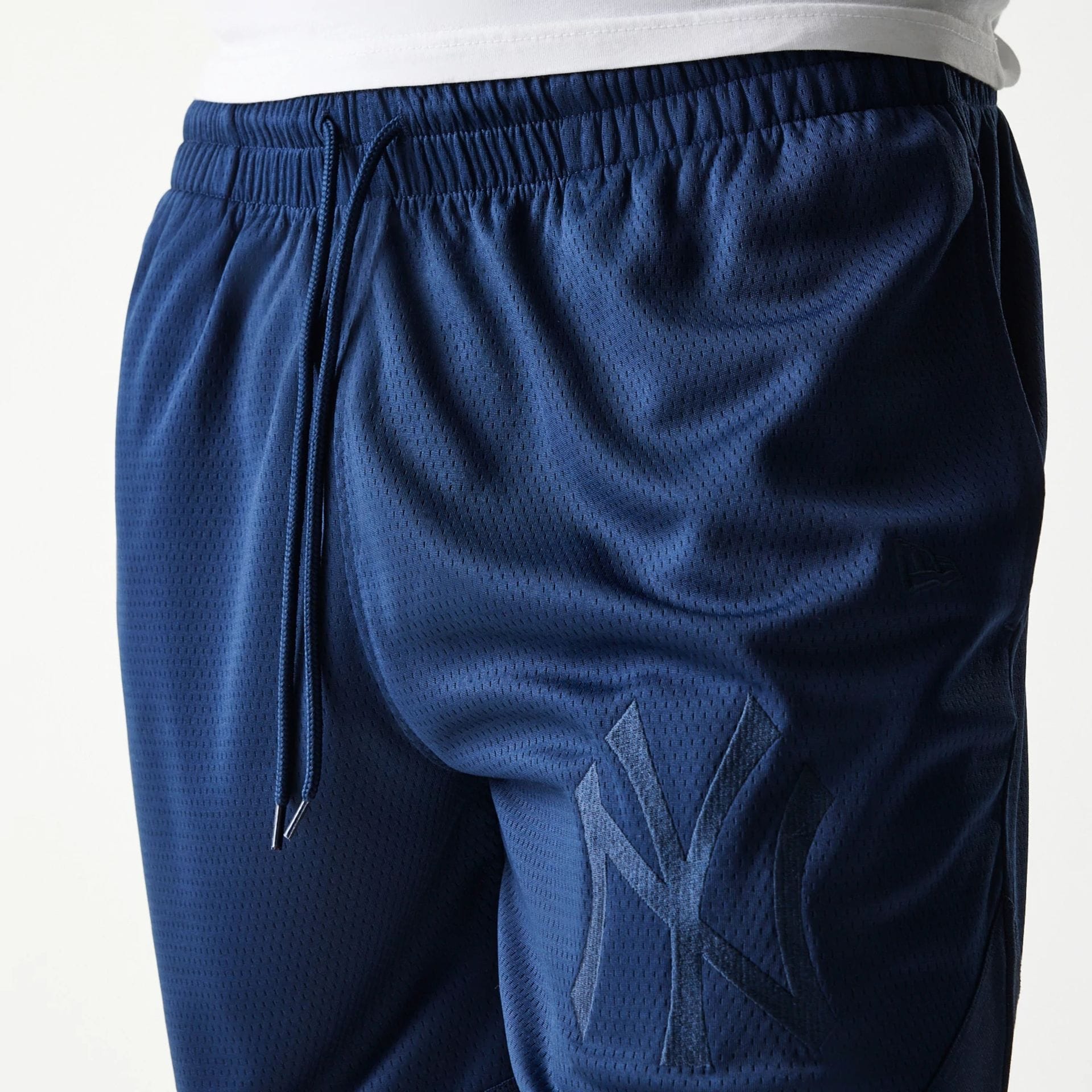 10462-new-york-yankees-tonal-pack-blue-shorts-4.jpg New York Yankees Tonal Pack Blue Shorts