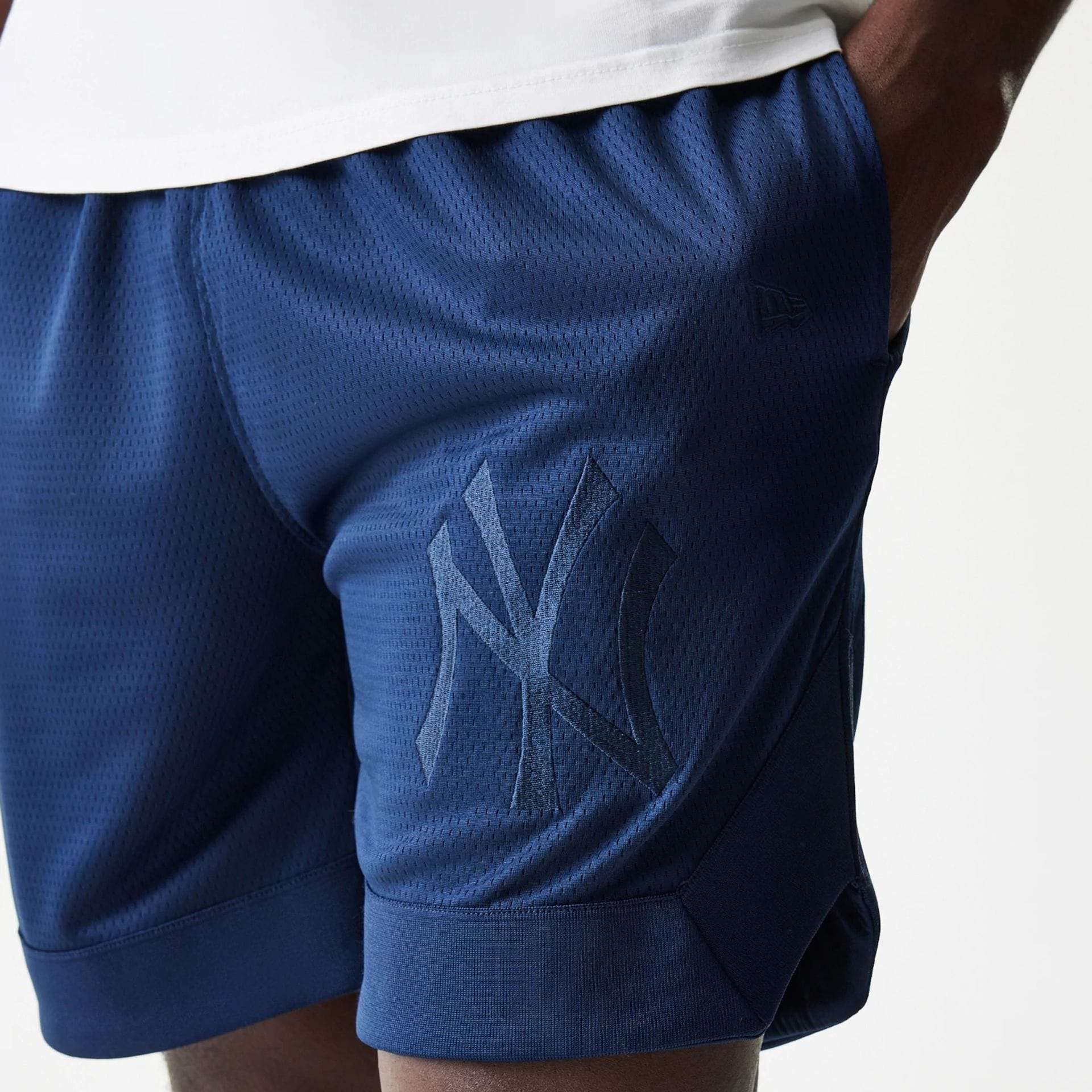 10462-new-york-yankees-tonal-pack-blue-shorts-5.jpg New York Yankees Tonal Pack Blue Shorts