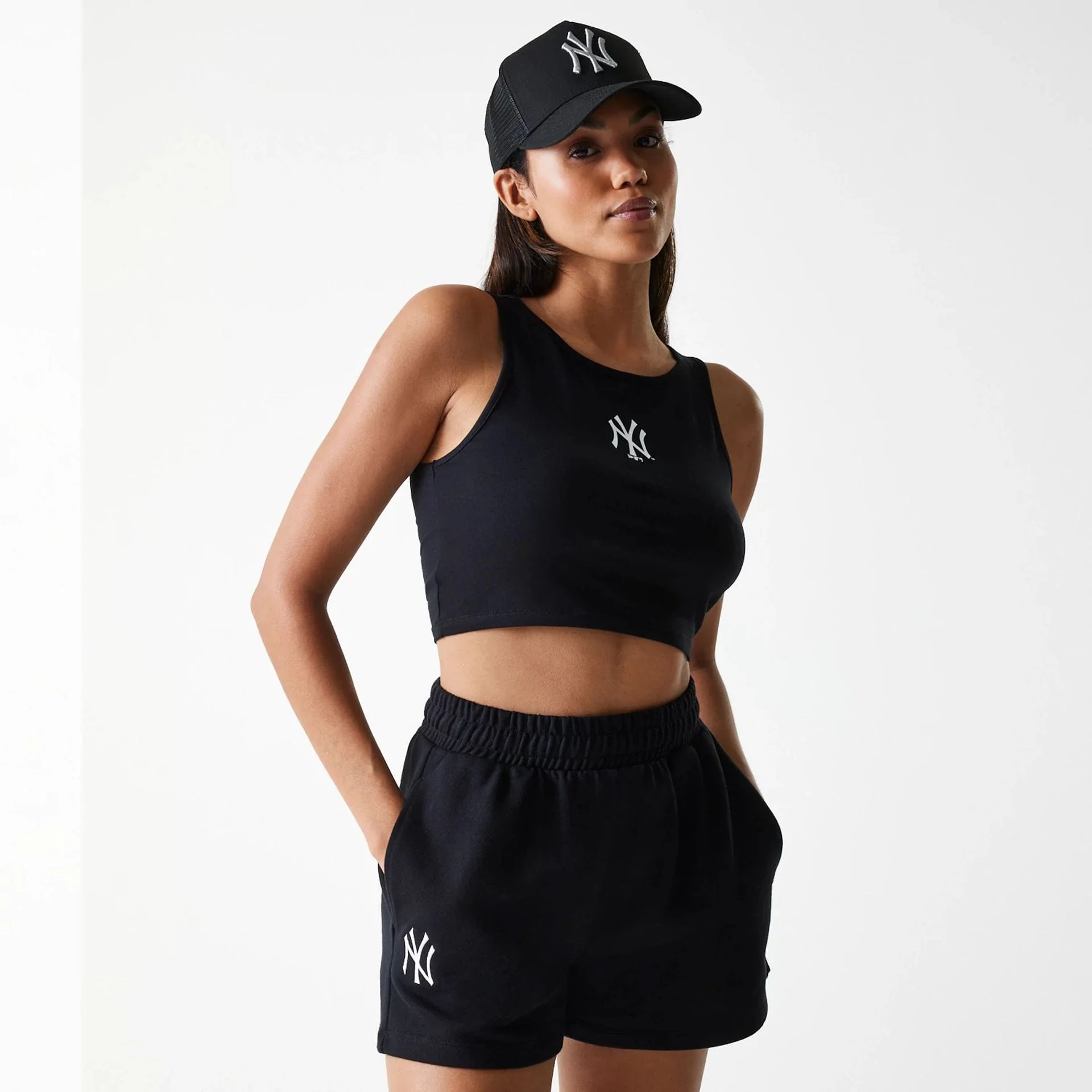 New York Yankees Womens MLB Midi League Essential Black Shorts