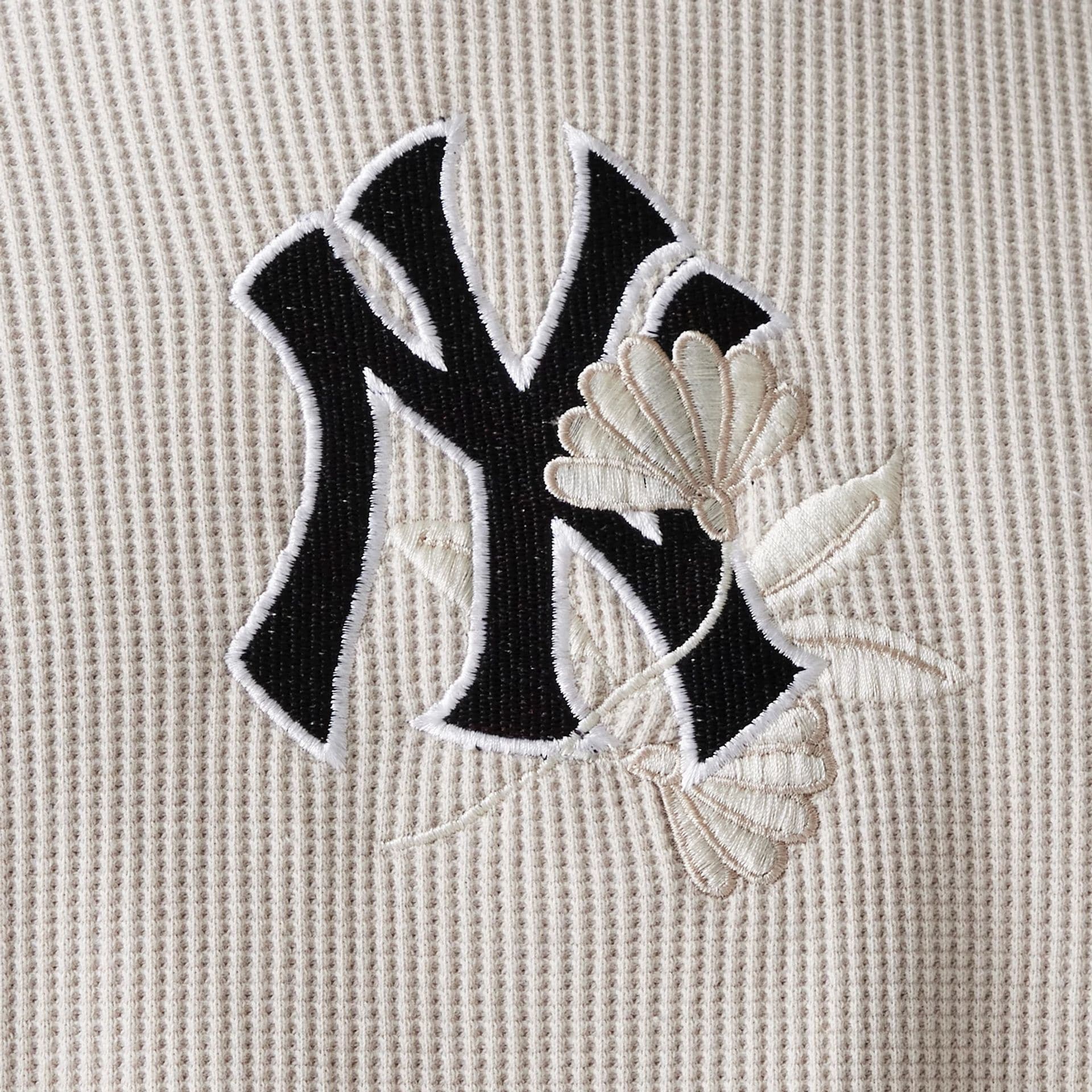 New York Yankees MLB Waffle Cream Oversized Crew Neck Sweater
