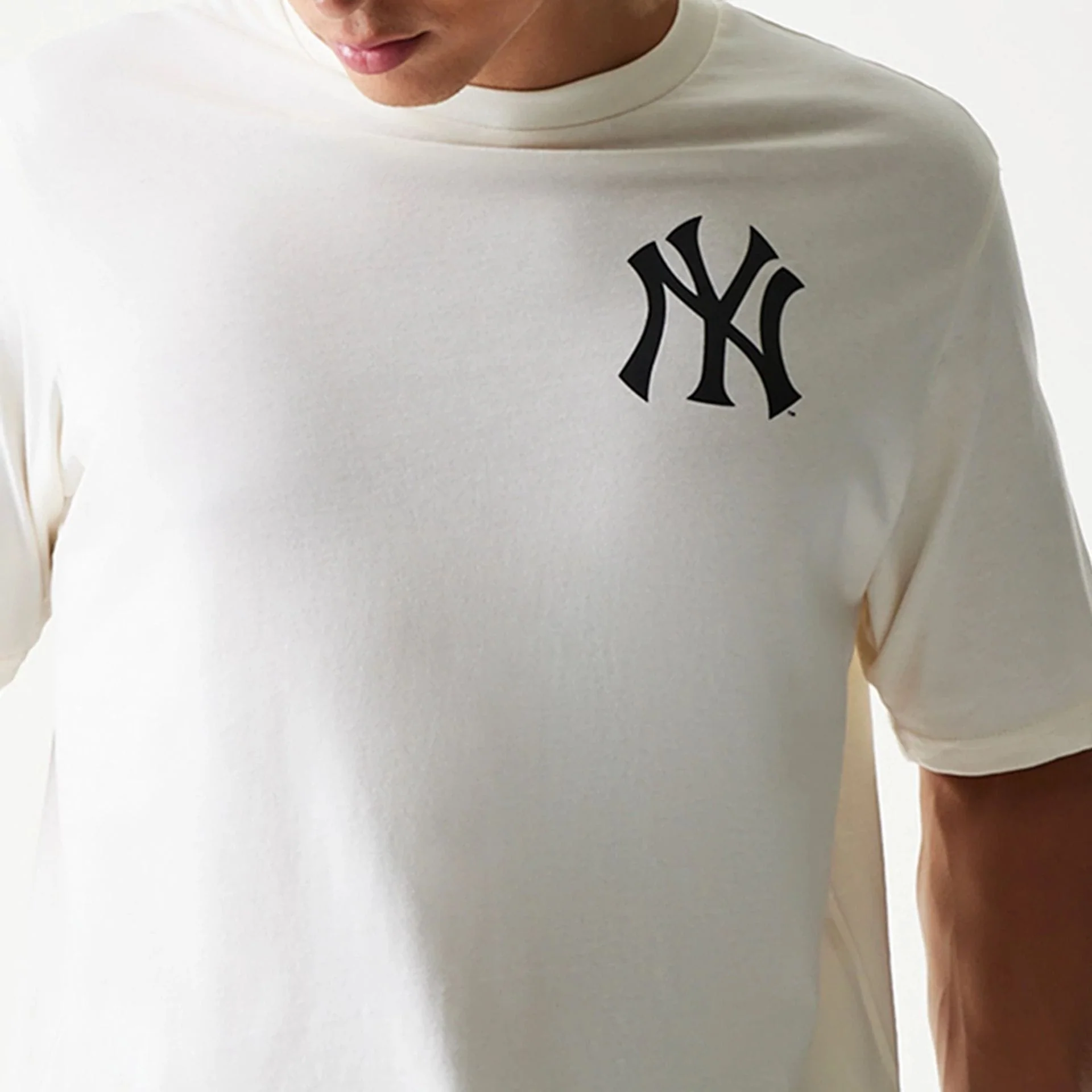 10949-new-york-yankees-mlb-food-graphic-open-white-t-shirt-6.webp New York Yankees MLB Food Graphic Open White T-Shirt