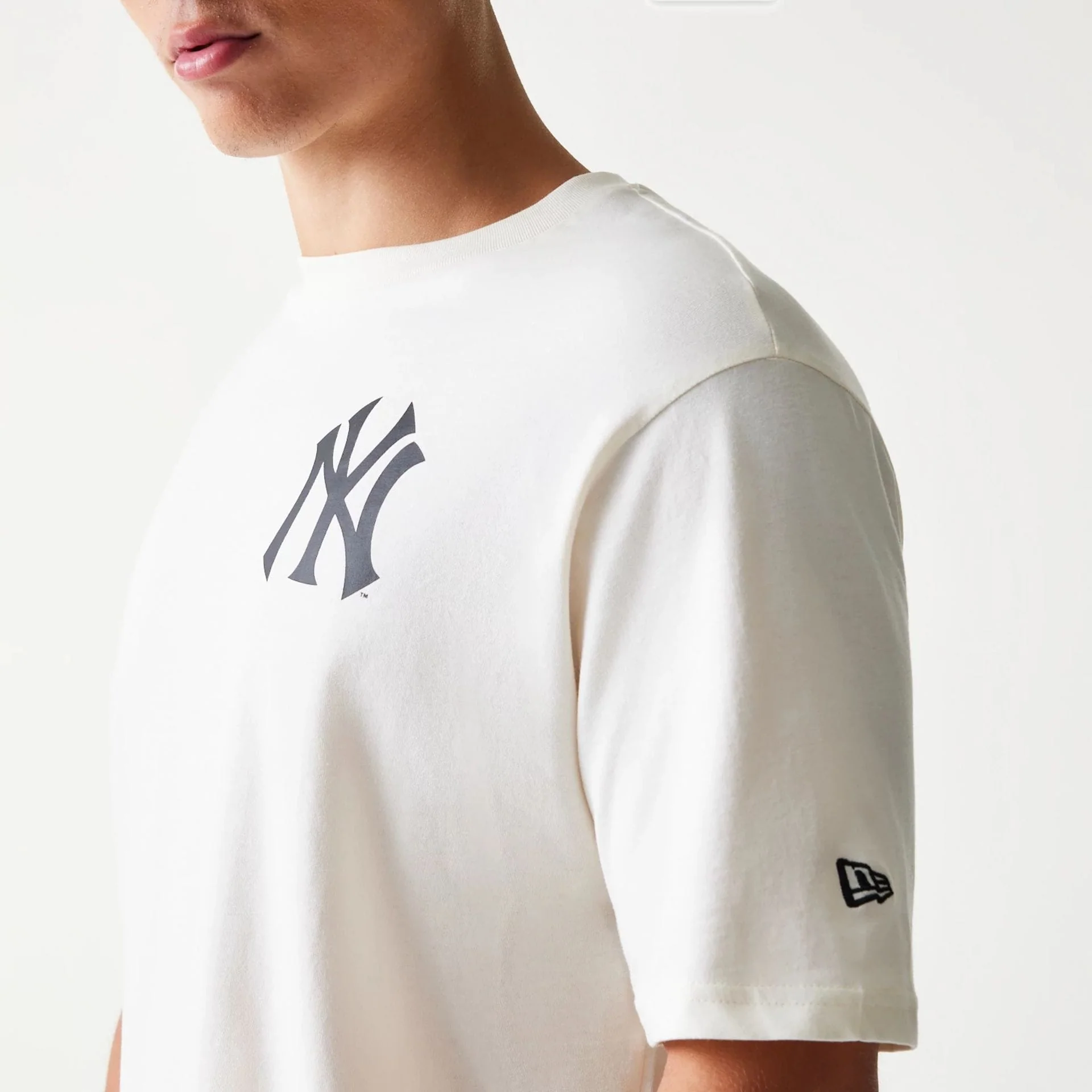 10949-new-york-yankees-mlb-food-graphic-open-white-t-shirt-7.webp New York Yankees MLB Food Graphic Open White T-Shirt