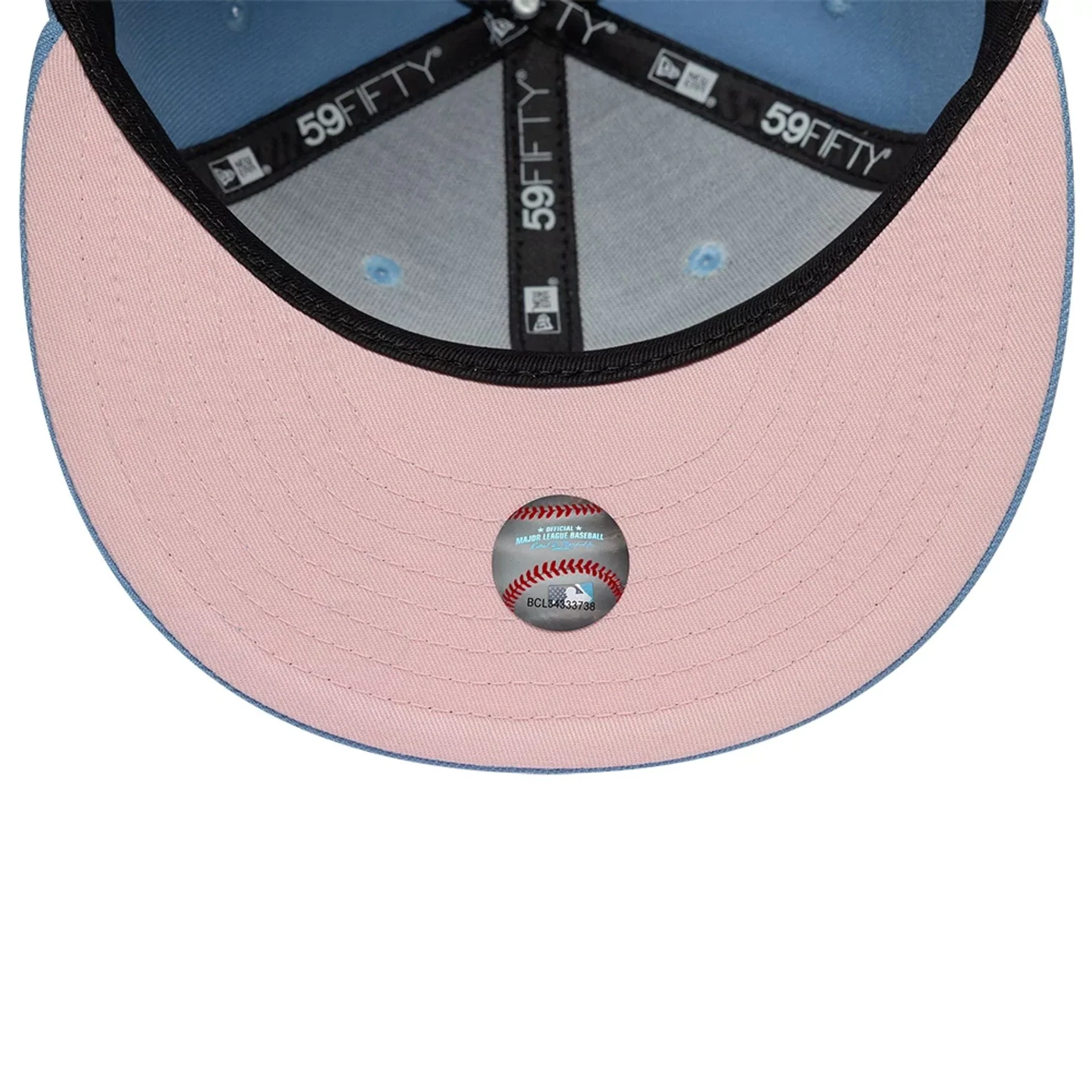 New York Yankees MLB Cherub Pastel Blue 59FIFTY Fitted Cap