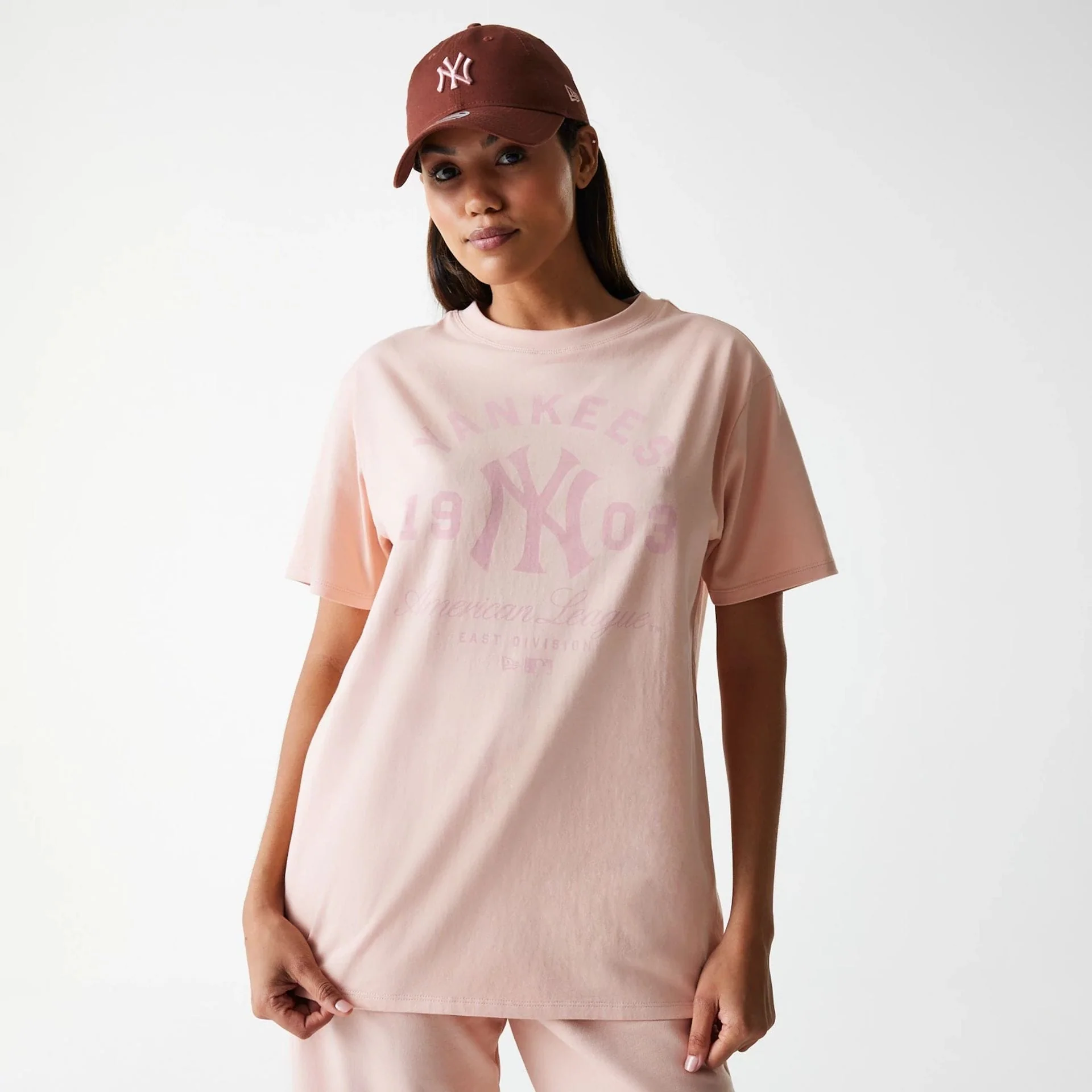 New York Yankees Womens MLB Tonal Graphic Pastel Pink Oversized T-Shirt