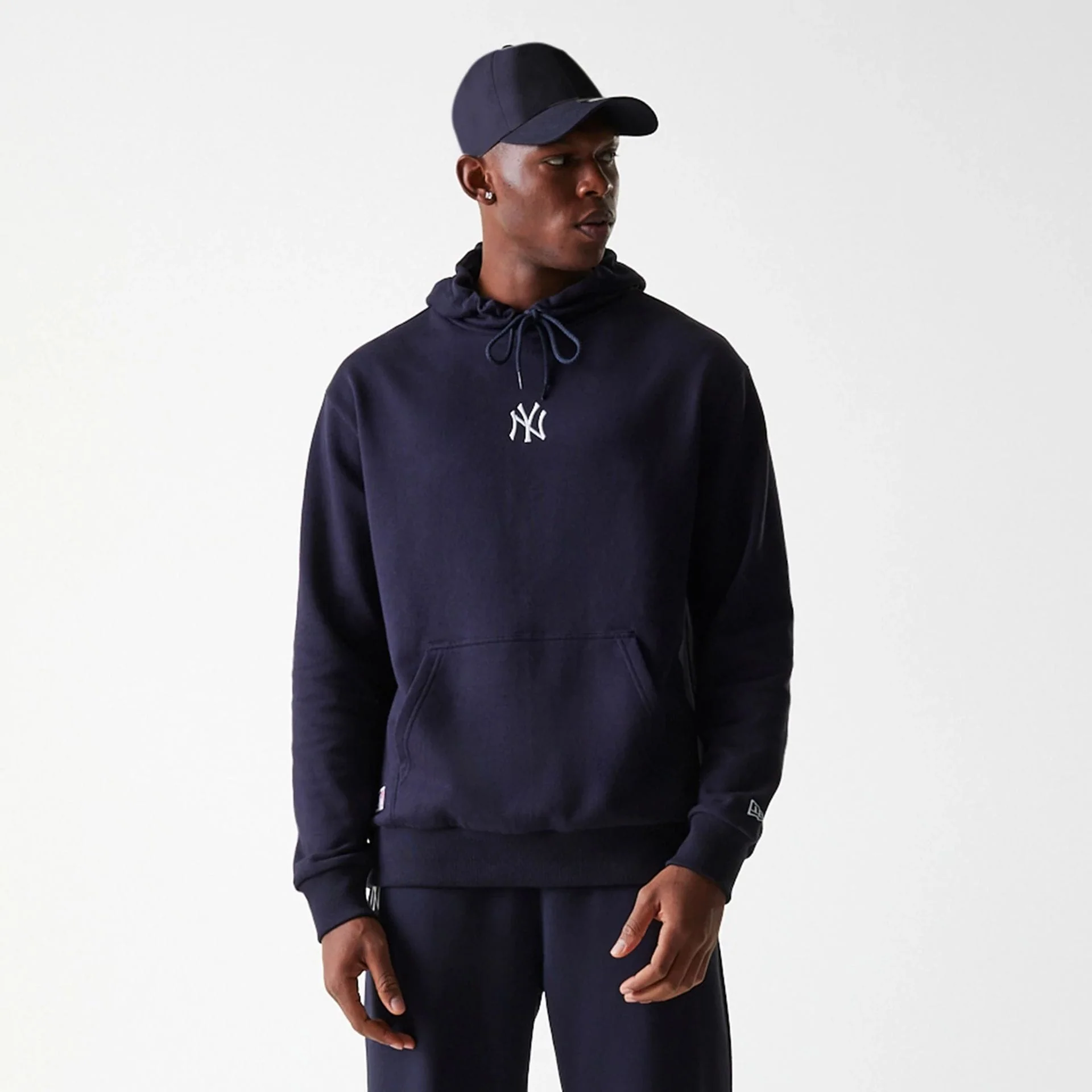 11112-new-york-yankees-mlb-league-essential-midi-french-terry-navy-oversized-pullover-hoodie-3.webp New York Yankees MLB League Essential Midi French Terry Navy Oversized Pullover Hoodie