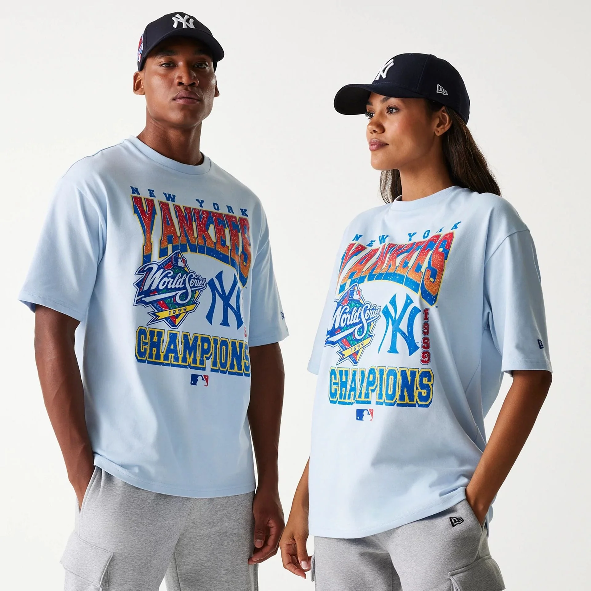 11210-new-york-yankees-mlb-world-series-pastel-blue-oversized-t-shirt-1.webp New York Yankees MLB World Series Pastel Blue Oversized T-Shirt