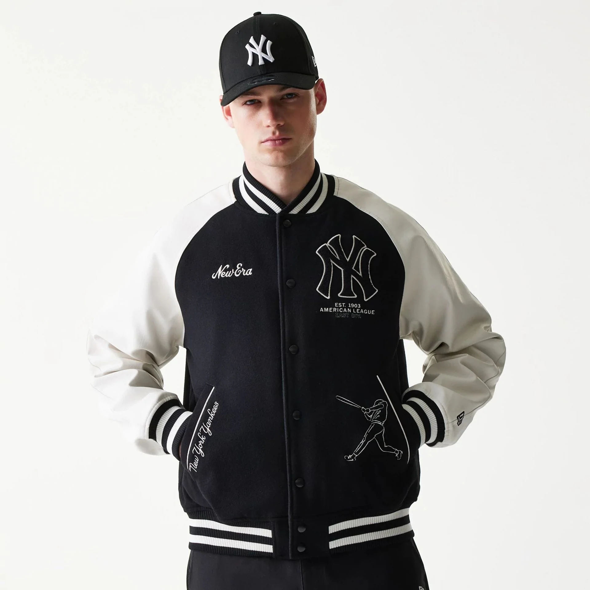 11379-new-york-yankees-mlb-black-varsity-jacket-1.webp New York Yankees MLB Black Varsity Jacket