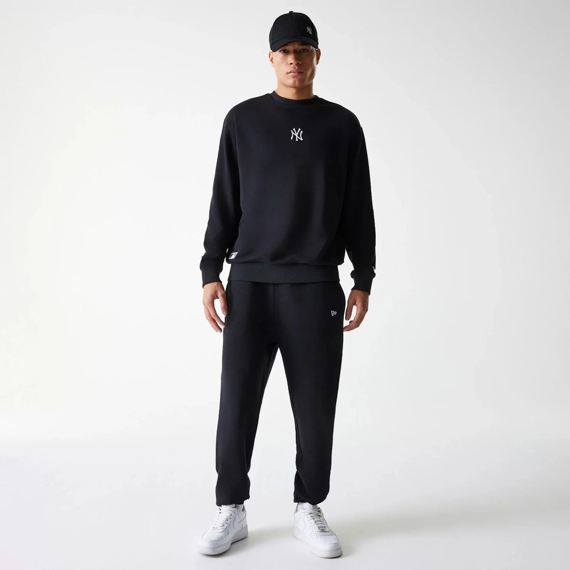 New York Yankees MLB League Essential Midi Black Oversized Crew Neck Sweater