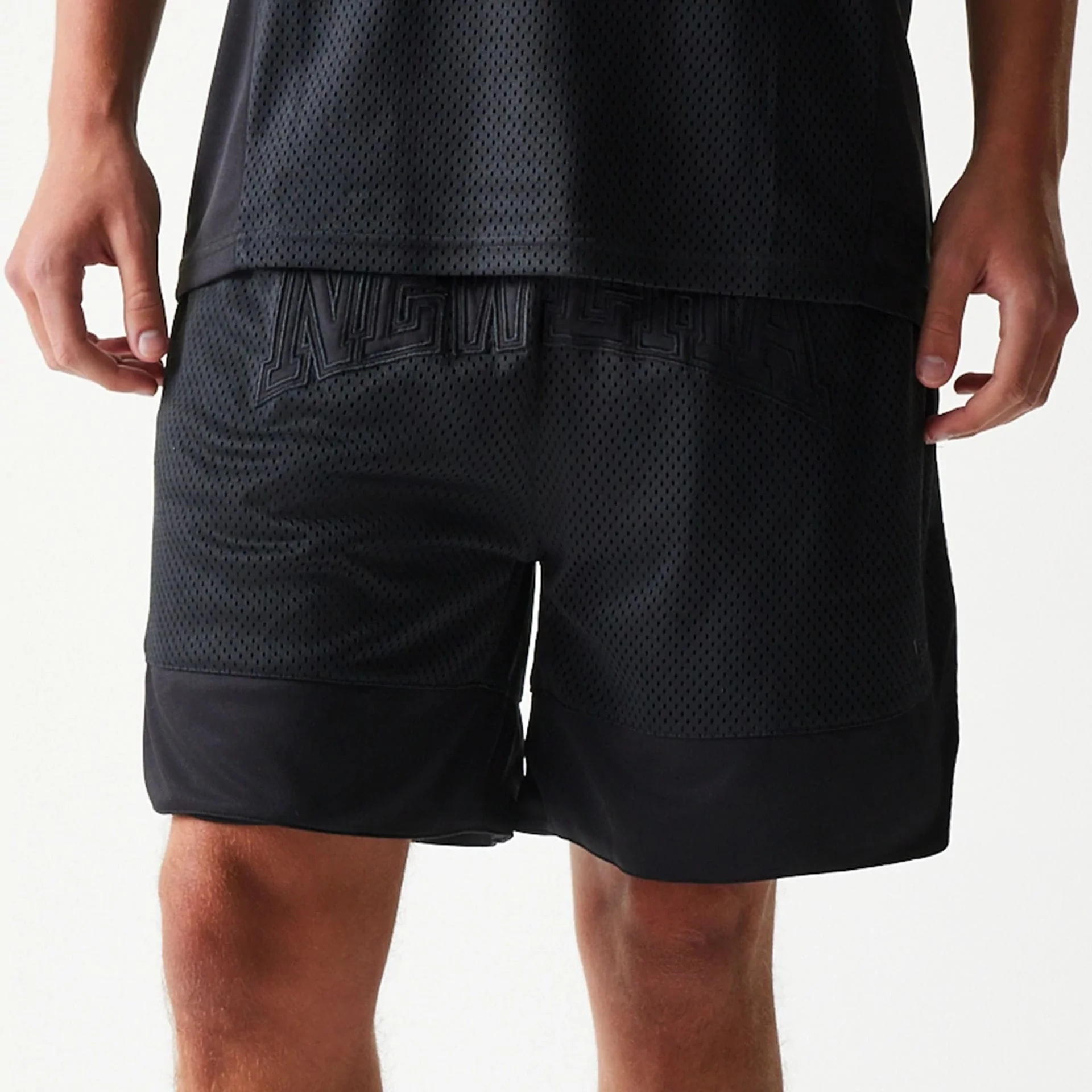 New Era Mesh Black Shorts