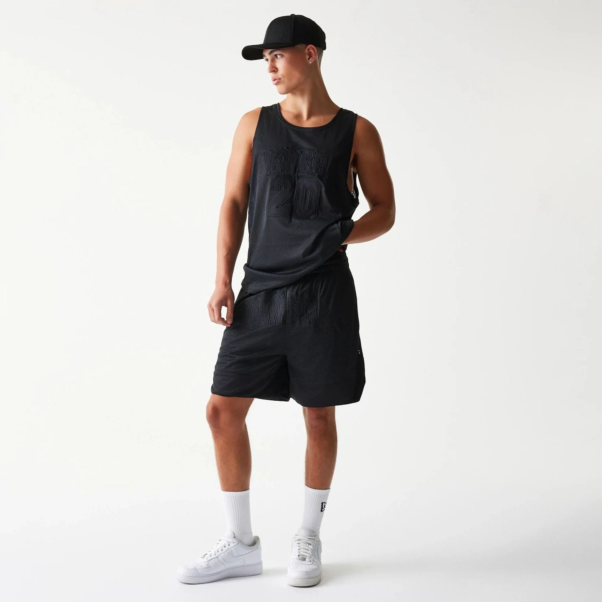 New Era Mesh Black Shorts
