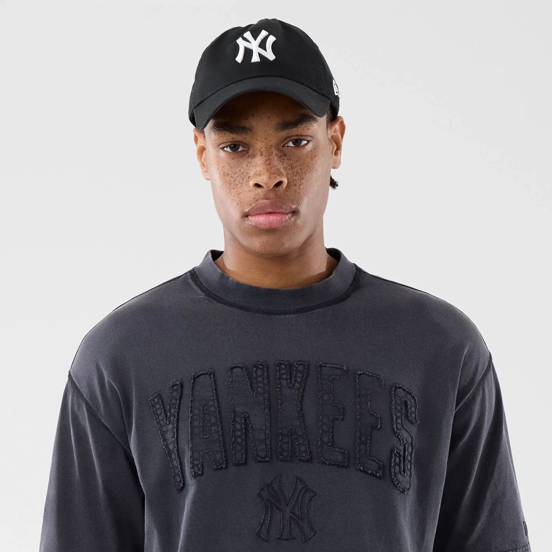 New York Yankees MLB Washed Black T-Shirt