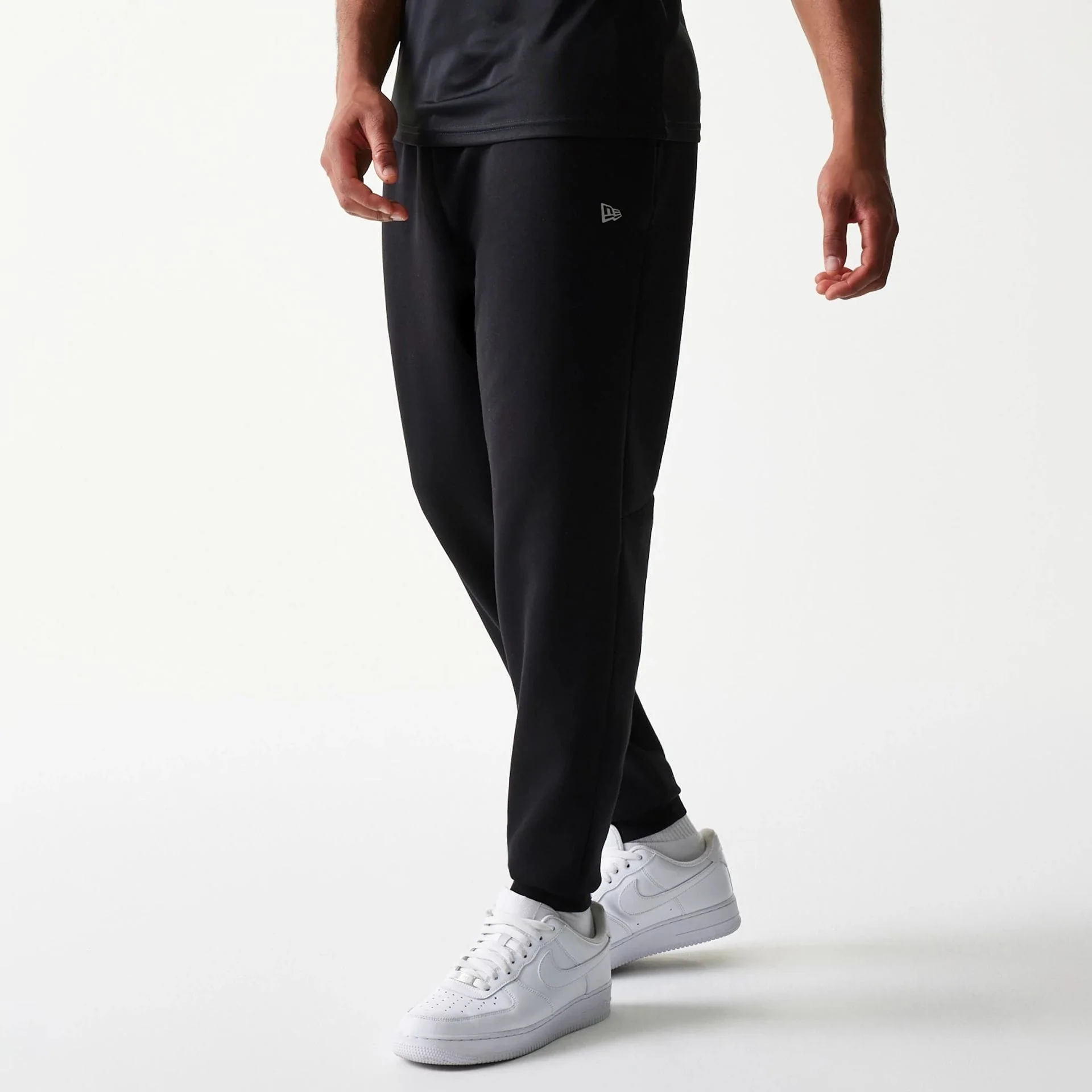 13869-new-york-yankees-mlb-black-joggers-1.webp New York Yankees MLB Black Joggers