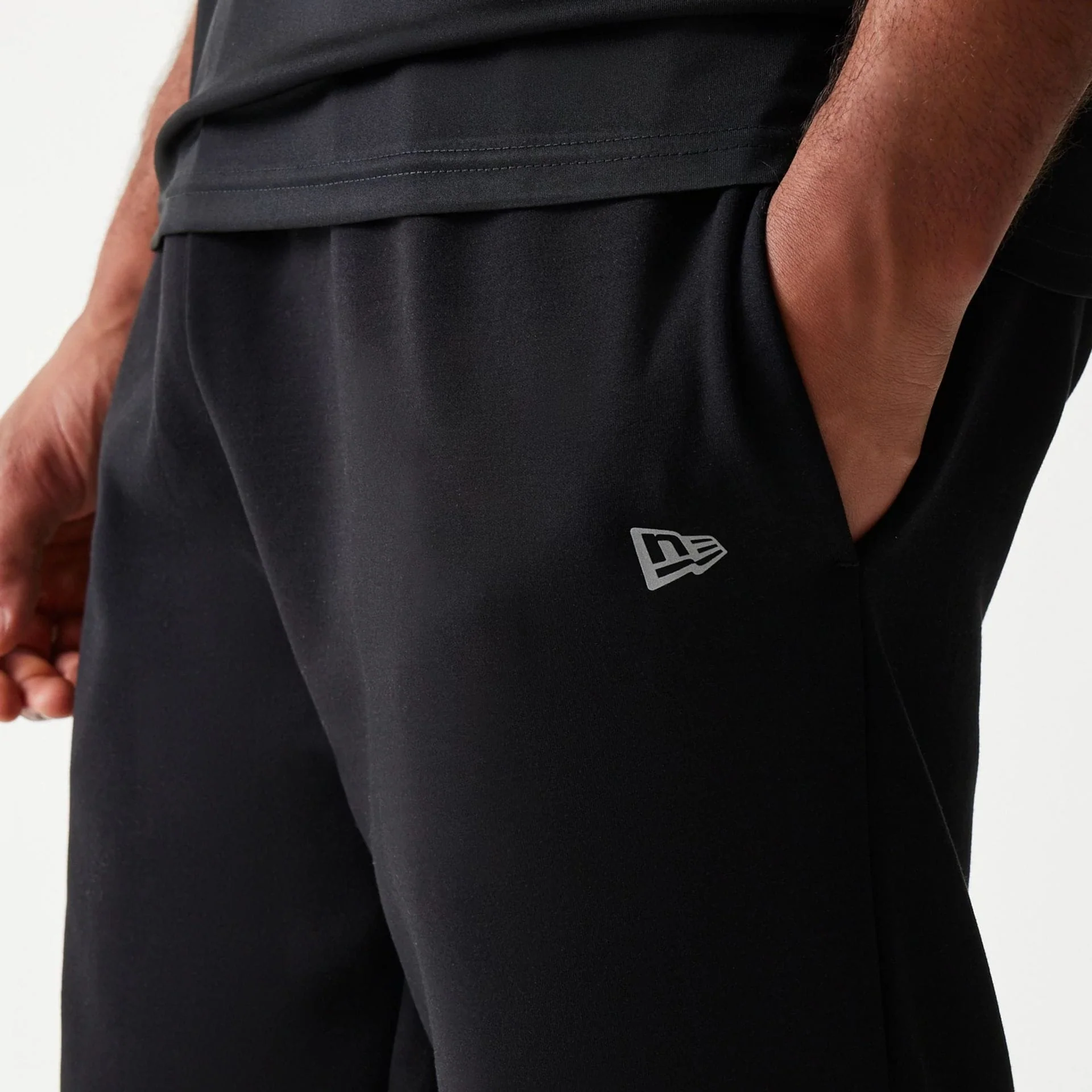 13869-new-york-yankees-mlb-black-joggers-5.webp New York Yankees MLB Black Joggers