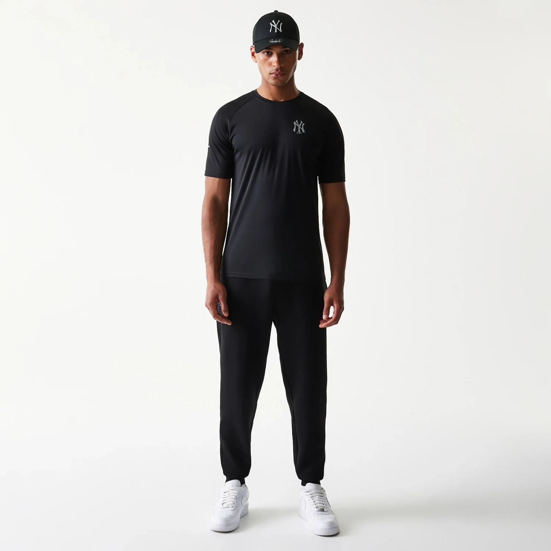 13869-new-york-yankees-mlb-black-joggers-8.webp New York Yankees MLB Black Joggers