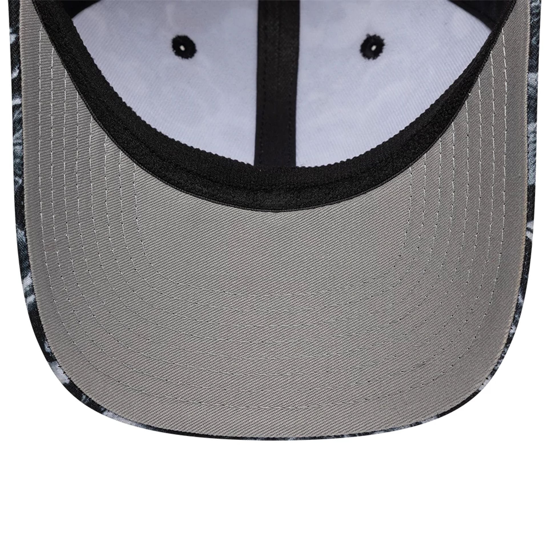 14111-new-era-floral-black-39seventy-stretch-fit-cap-2.jpg New Era Floral Black 39SEVENTY Stretch Fit Cap