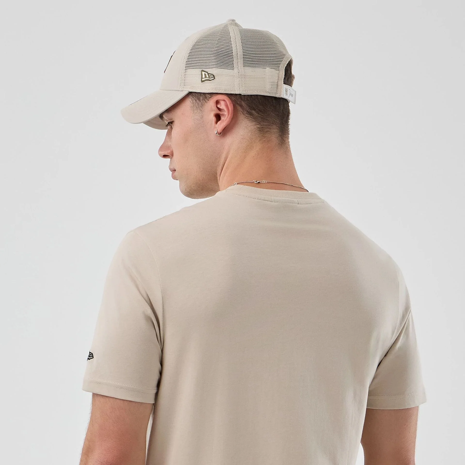 New Era Pizza Graphic Light Beige T-Shirt