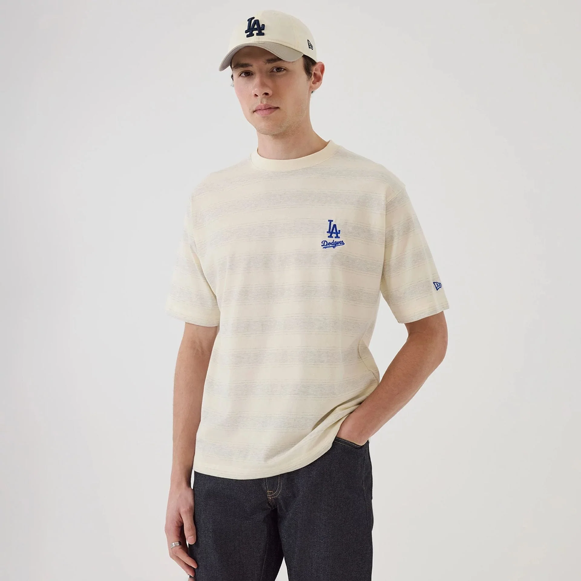 15896-la-dodgers-mlb-border-cream-oversized-t-shirt-1.webp LA Dodgers MLB Border Cream Oversized T-Shirt