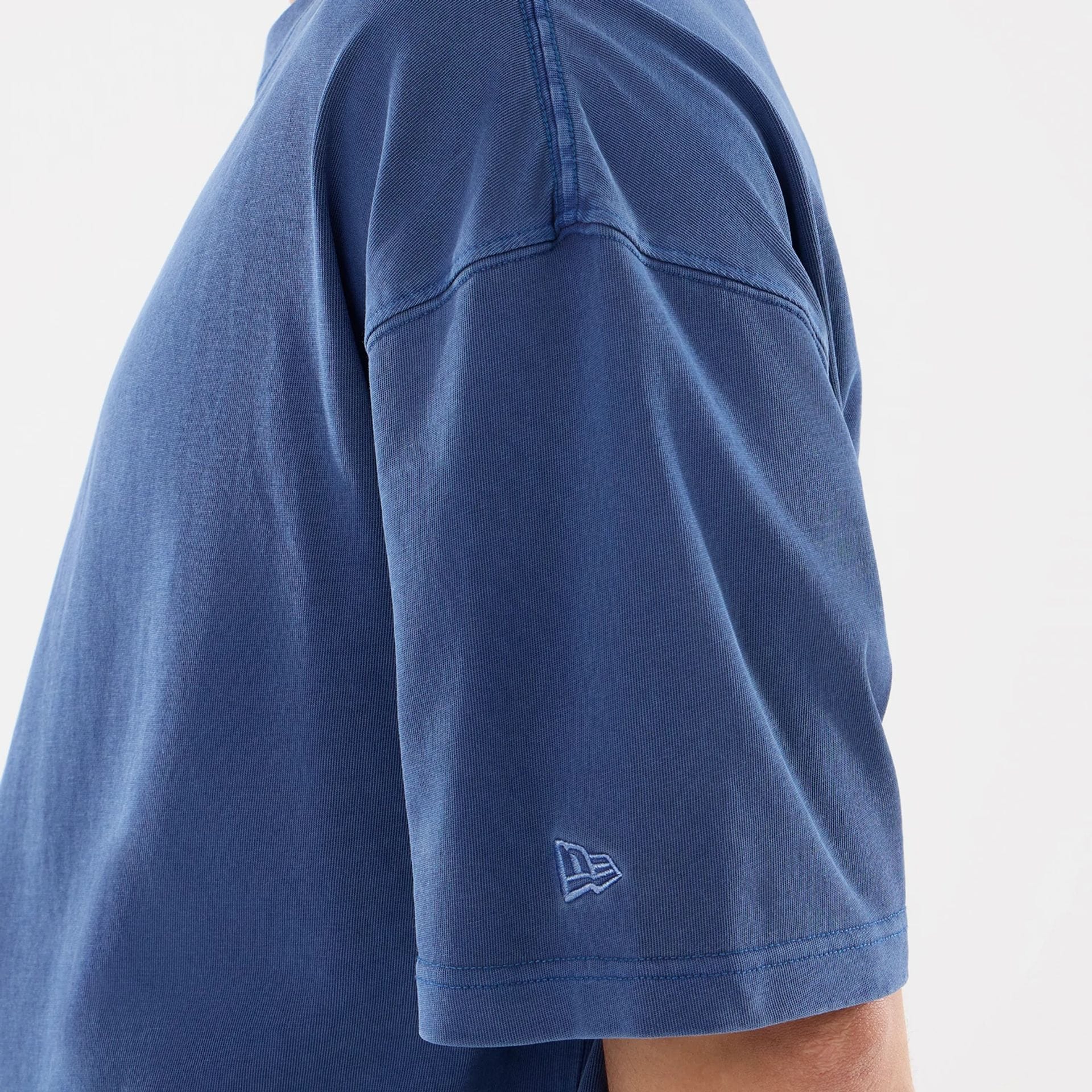 15924-new-era-graphic-street-archived-blue-oversized-t-shirt-7.jpg New Era Graphic Street Archived Blue Oversized T-Shirt