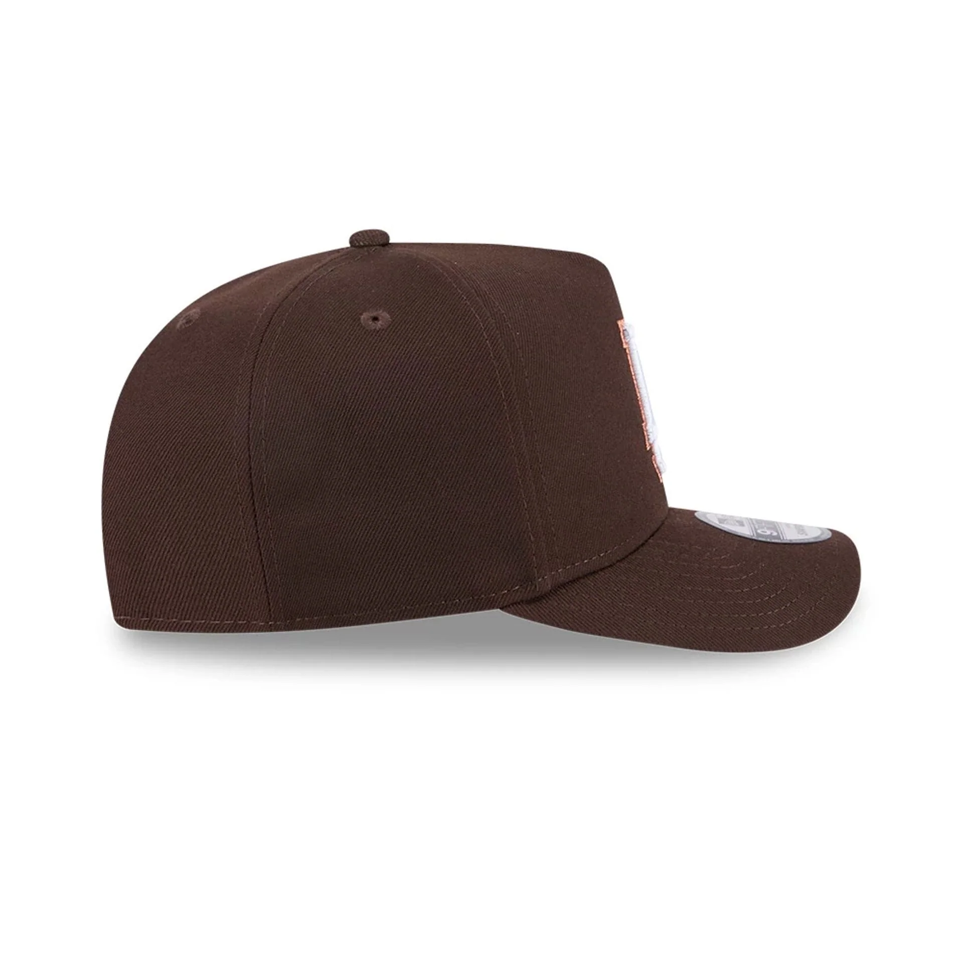 16426-la-dodgers-mlb-metallic-dark-brown-9fifty-a-frame-snapback-adjustable-cap-6.webp LA Dodgers MLB Metallic Dark Brown 9FIFTY A-Frame Snapback Adjustable Cap