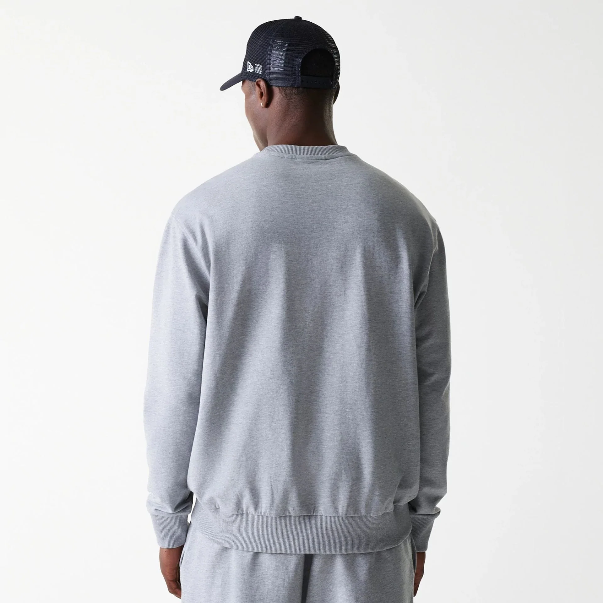 16715-new-york-yankees-mlb-league-essential-french-terry-grey-crew-neck-sweater-2.webp New York Yankees MLB League Essential French Terry Grey Crew Neck Sweater