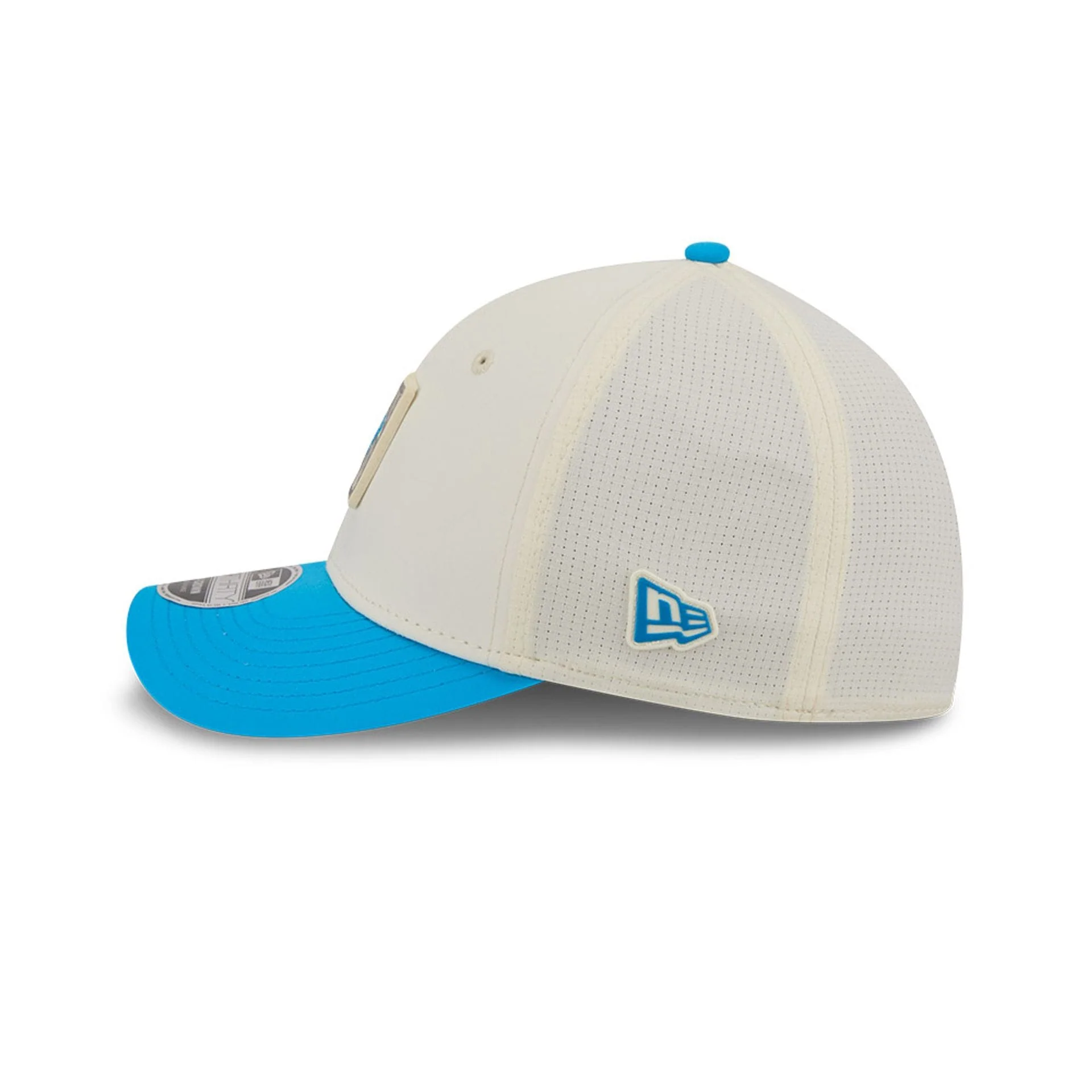 Carolina Panthers NFL Training 2026 White 39THIRTY M-Crown Stretch Fit Cap