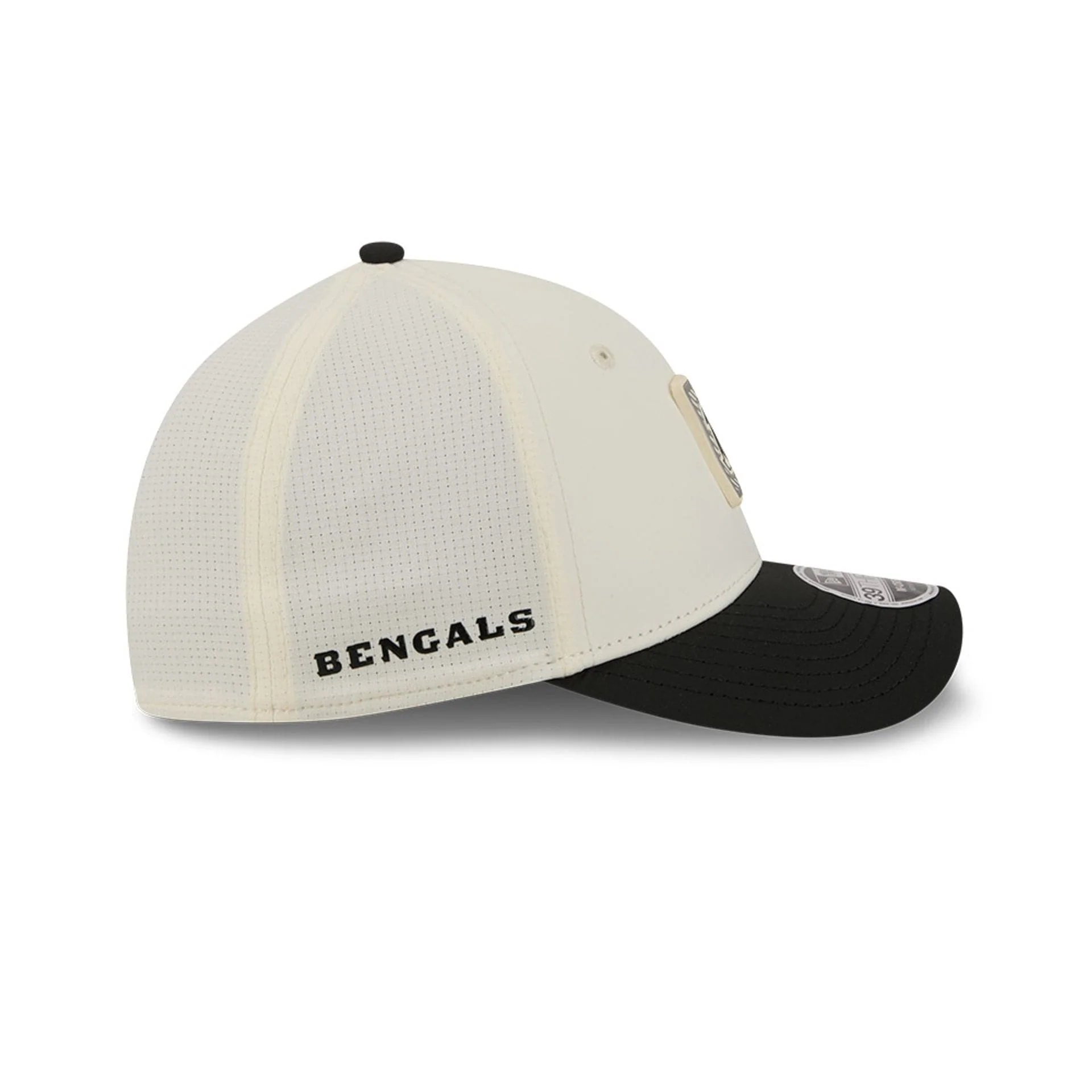 Cincinnati Bengals NFL Training 2026 White 39THIRTY M-Crown Stretch Fit Cap
