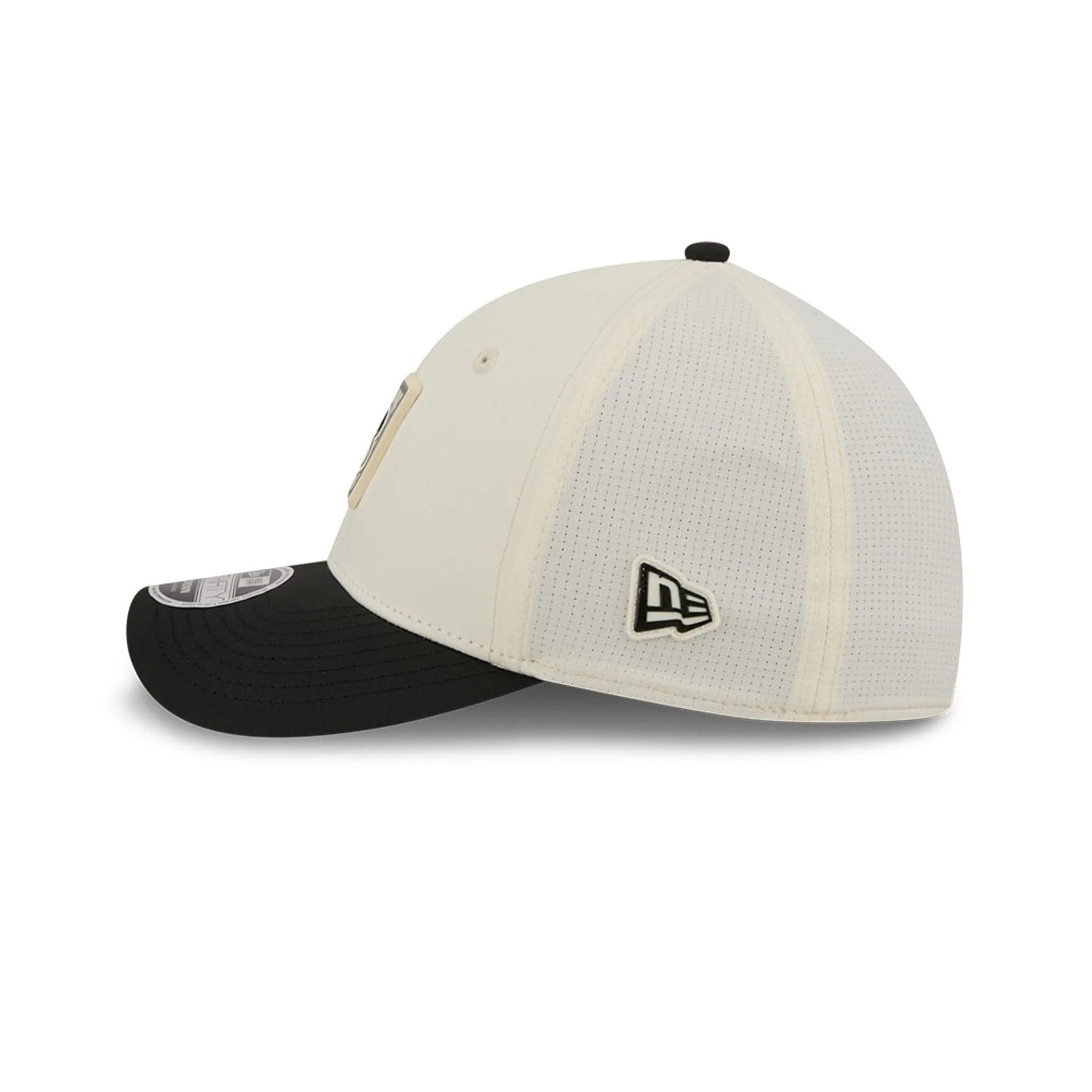 Cincinnati Bengals NFL Training 2026 White 39THIRTY M-Crown Stretch Fit Cap