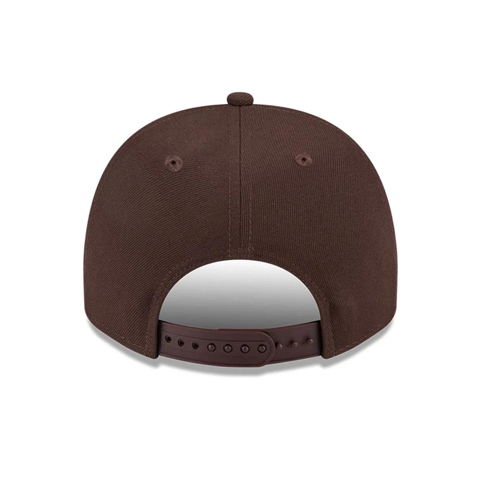 17596-chicago-bulls-nba-metallic-dark-brown-9fifty-a-frame-snapback-adjustable-cap-7.webp Chicago Bulls NBA Metallic Dark Brown 9FIFTY A-Frame Snapback Adjustable Cap
