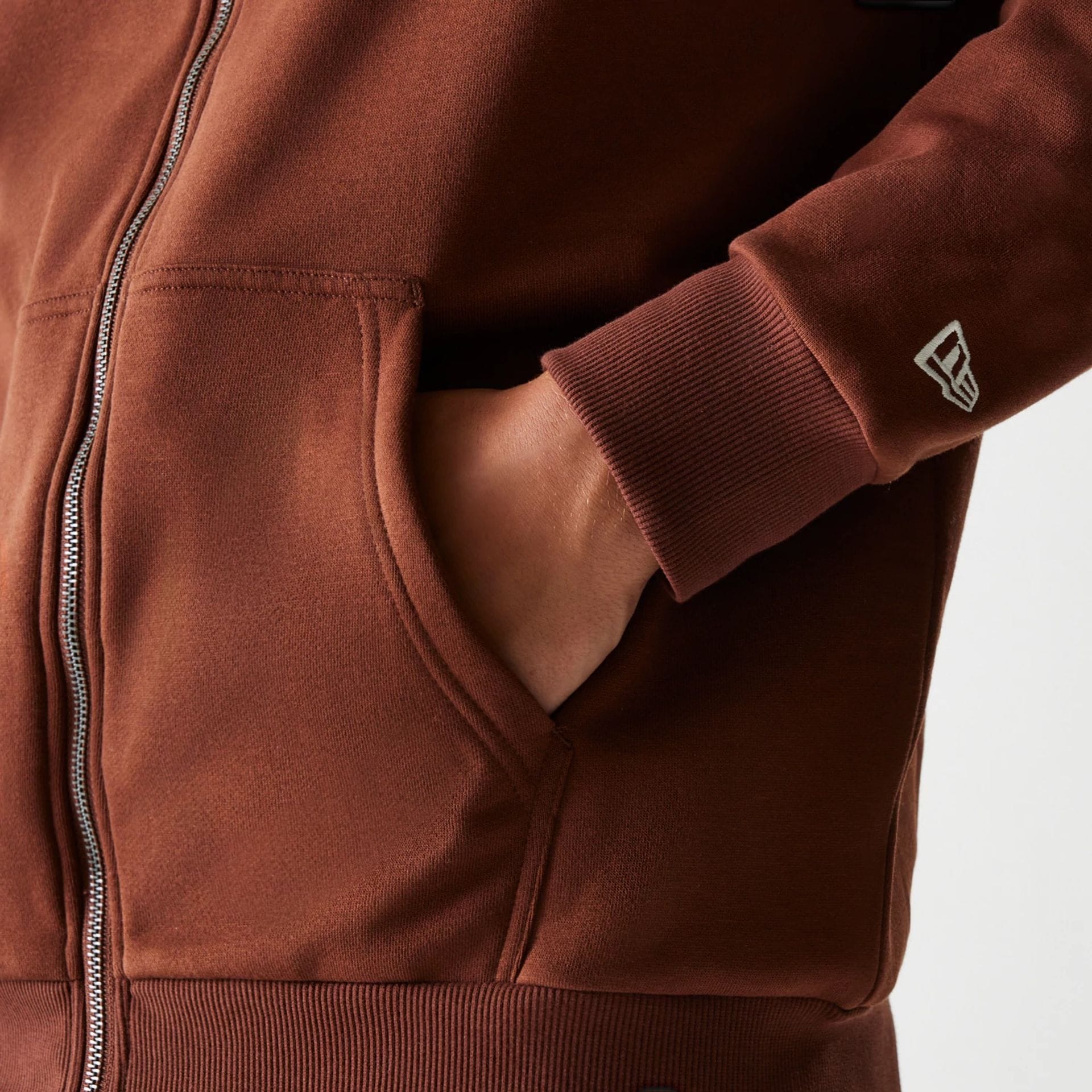 17696-new-york-yankees-mlb-midi-league-essential-brushed-fleece-brown-oversized-full-zip-hoodie-5.jpg New York Yankees MLB Midi League Essential Brushed Fleece Brown Oversized Full Zip Hoodie