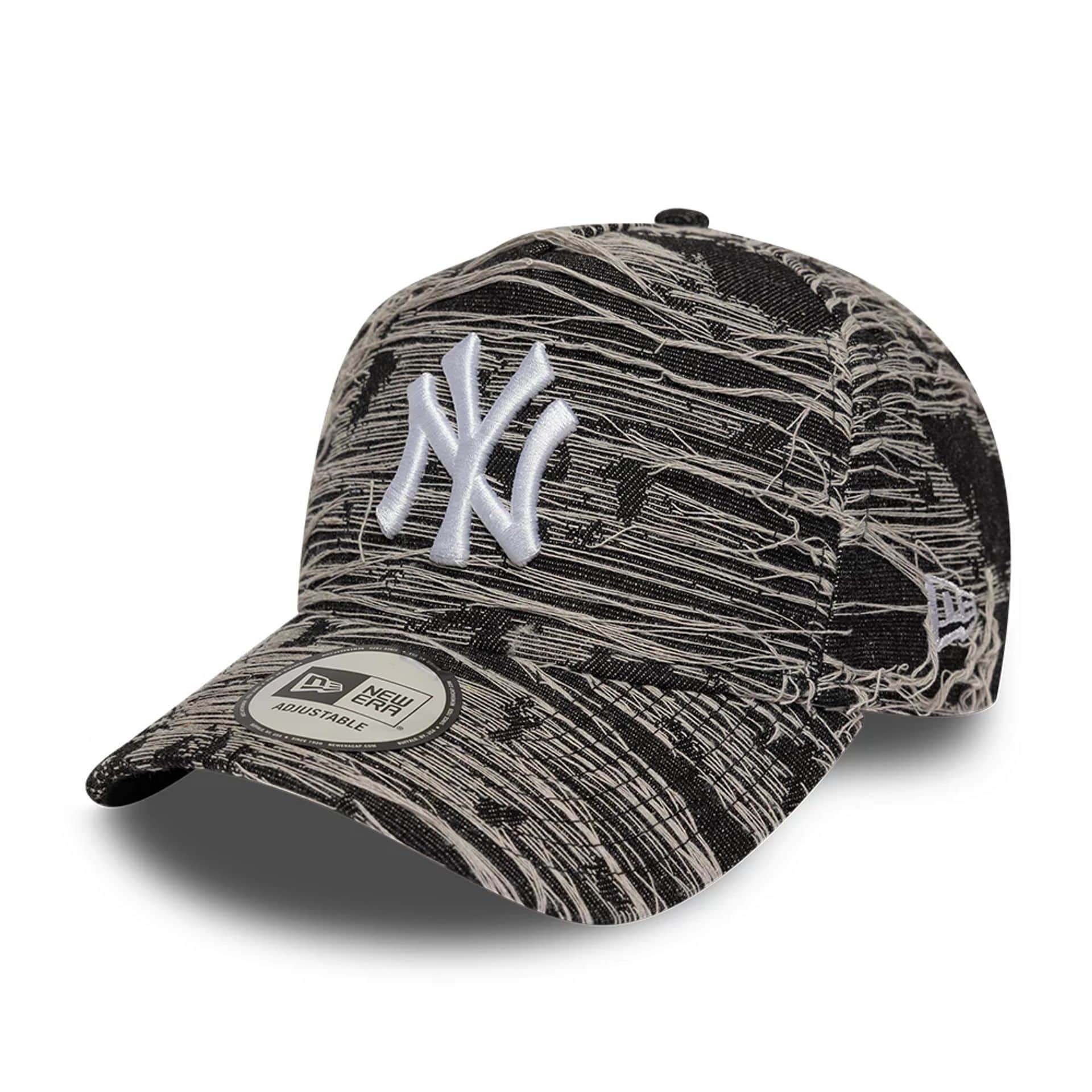 New York Yankees MLB Distressed Denim Black 9FORTY E-Frame Adjustable Cap