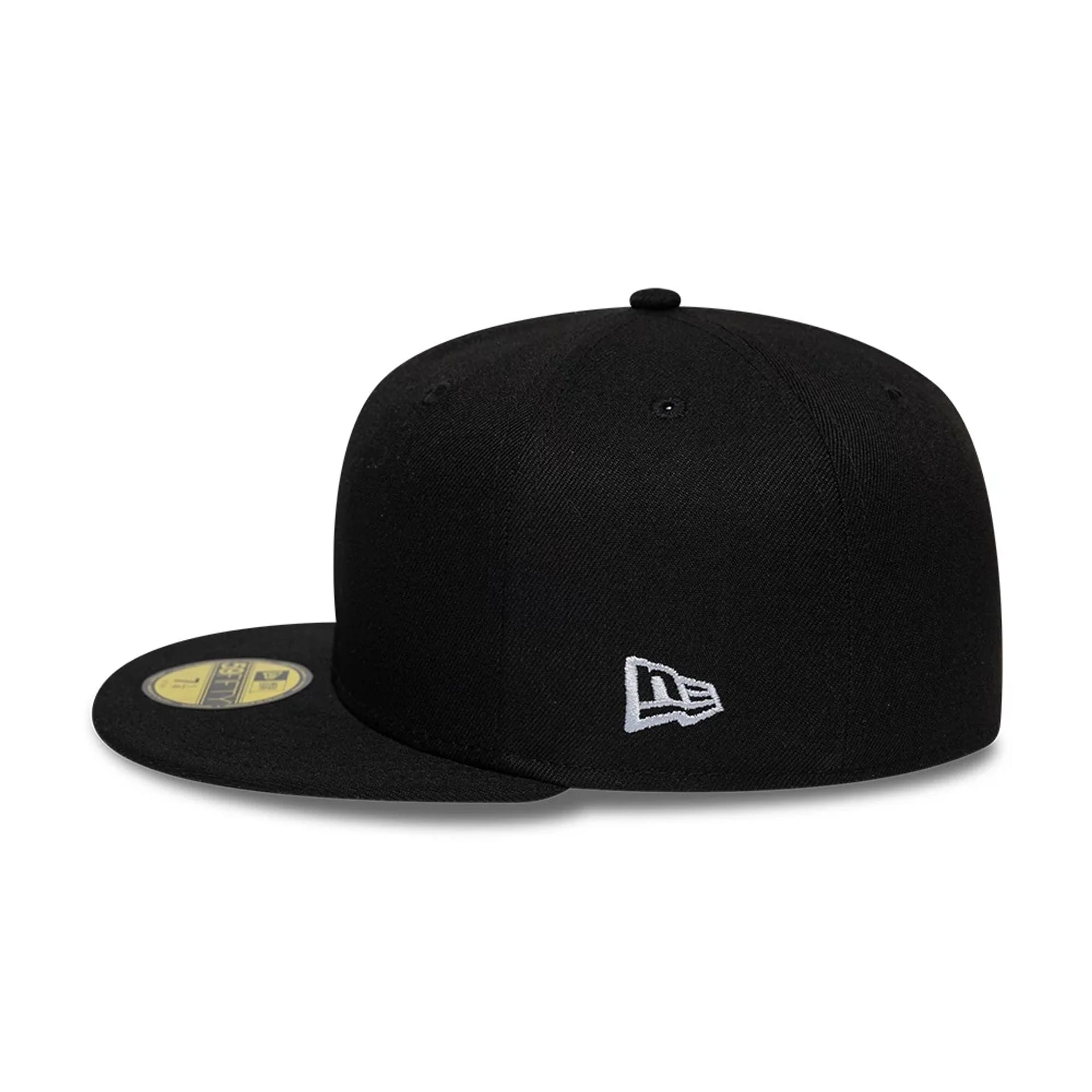 2424-new-era-essential-black-59fifty-fitted-cap-4.webp New Era Essential Black 59FIFTY Fitted Cap