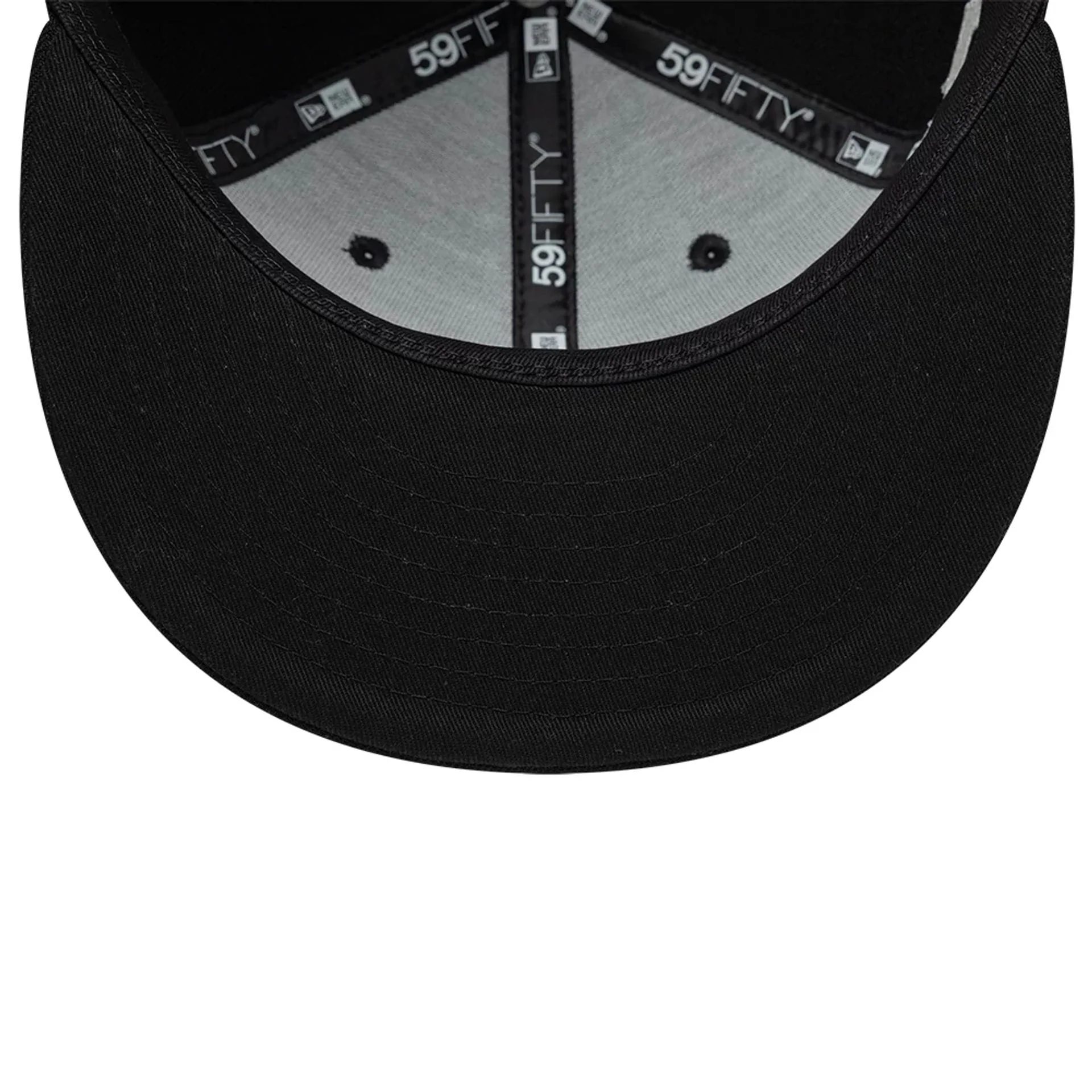 2424-new-era-essential-black-59fifty-fitted-cap-7.webp New Era Essential Black 59FIFTY Fitted Cap