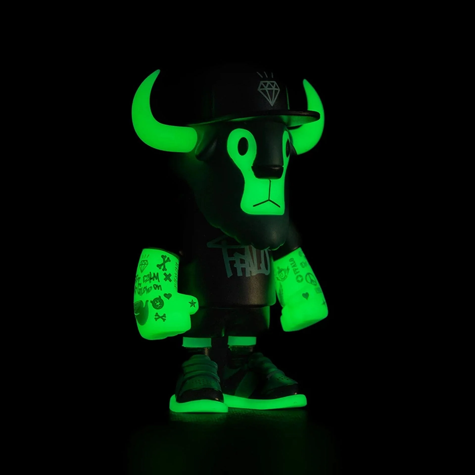 2458-new-era-59fifty-day-2026-glow-in-the-dark-black-ffalo-figure-9.webp New Era 59FIFTY Day 2026 Glow In The Dark Black Ffalo Figure
