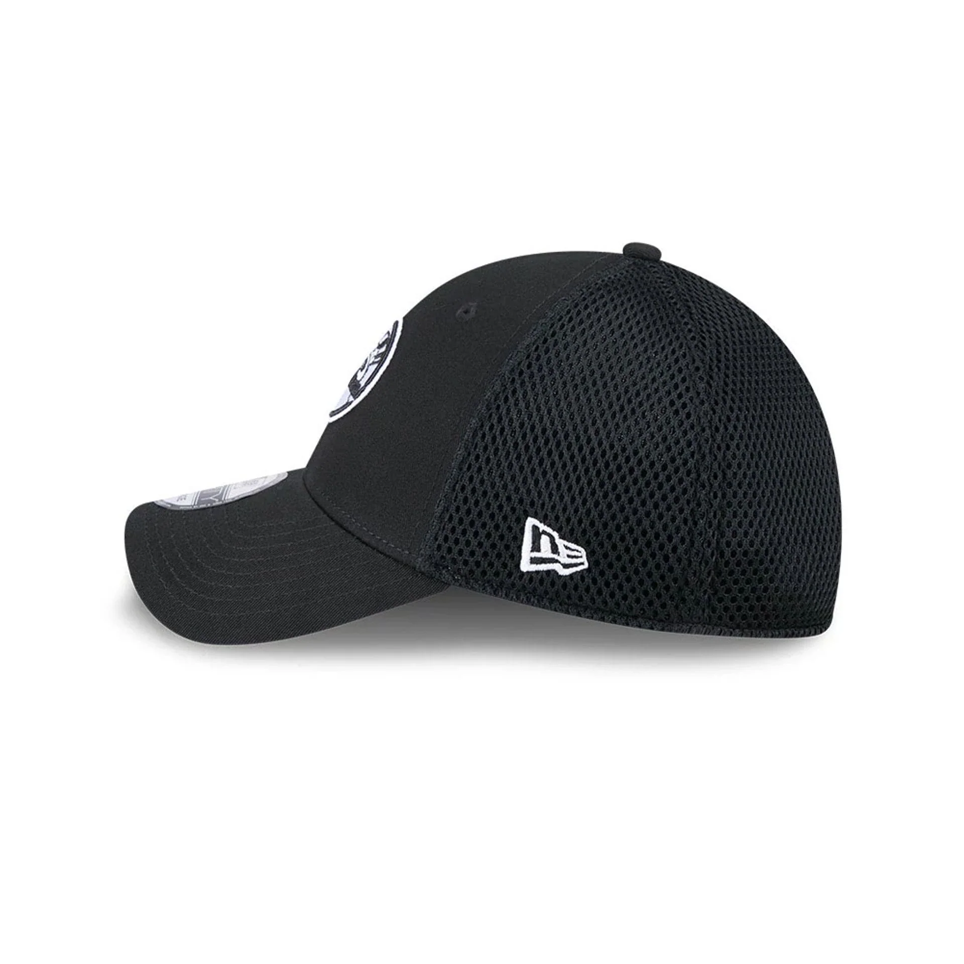 New York Yankees MLB Evergreen Neo Black 39THIRTY Stretch Fit Cap