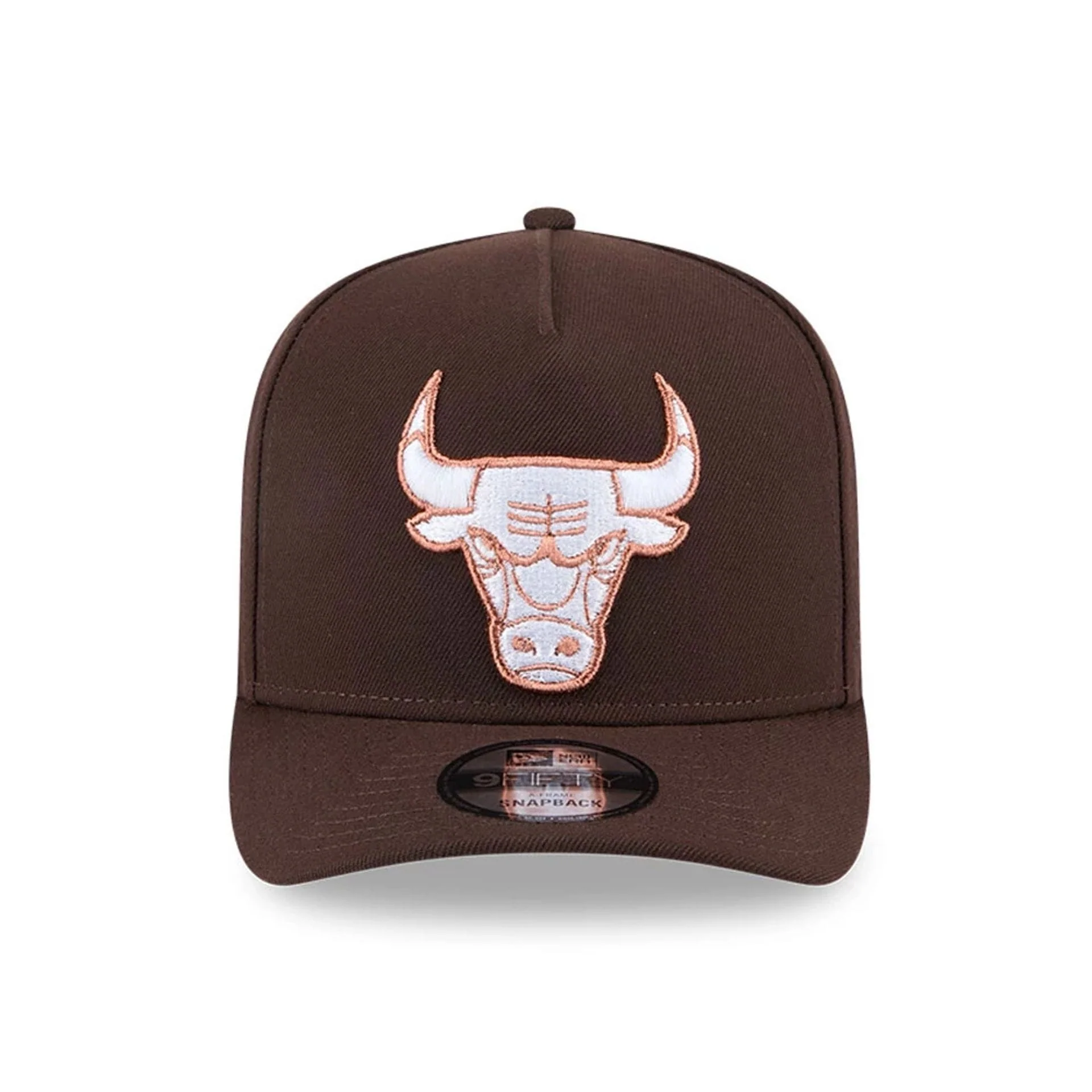 5917-chicago-bulls-nba-metallic-dark-brown-9fifty-a-frame-snapback-adjustable-cap-3.webp Chicago Bulls NBA Metallic Dark Brown 9FIFTY A-Frame Snapback Adjustable Cap