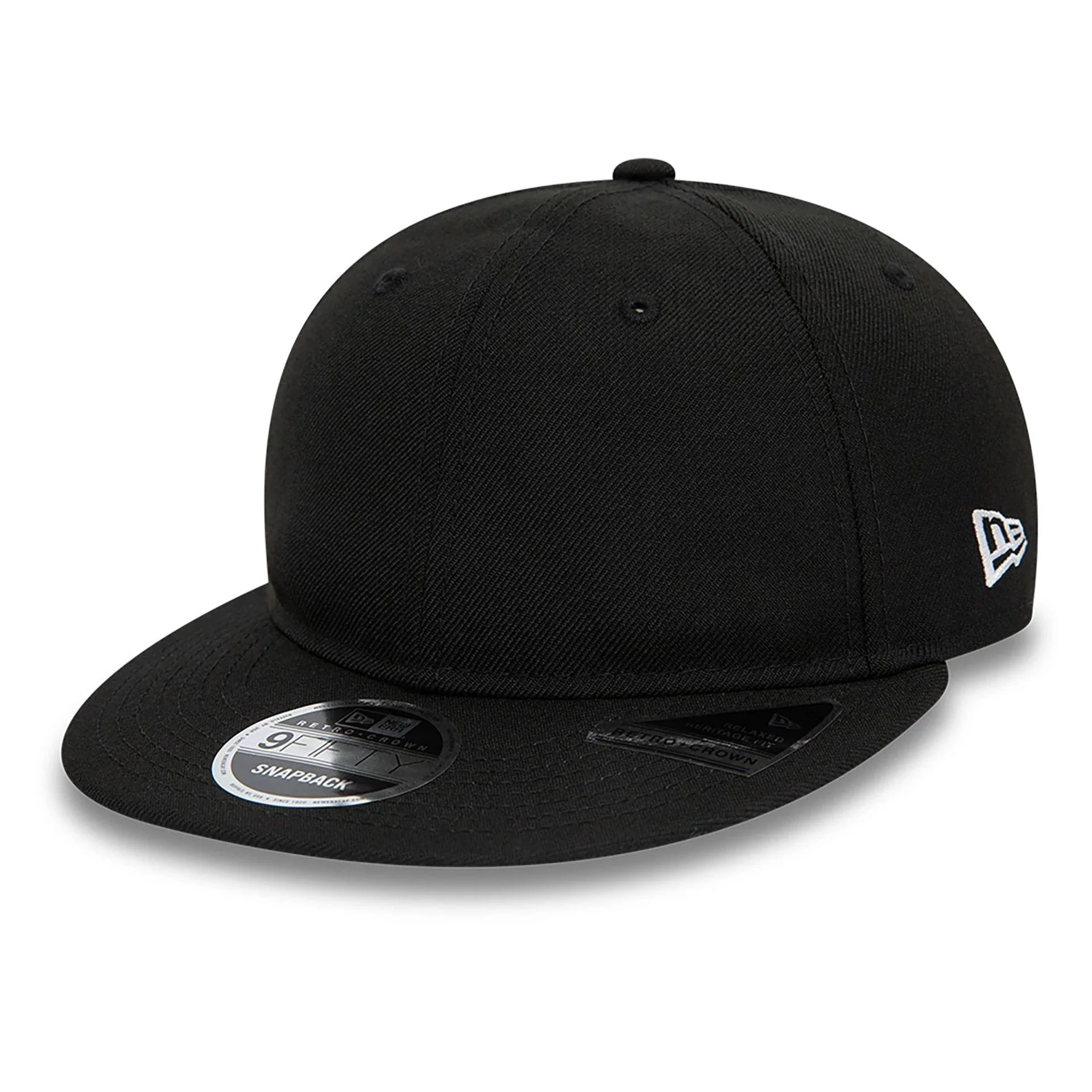 6002-blank-new-era-black-retro-crown-9fifty-snapback-cap-1.webp Blank New Era Black Retro Crown 9FIFTY Snapback Cap
