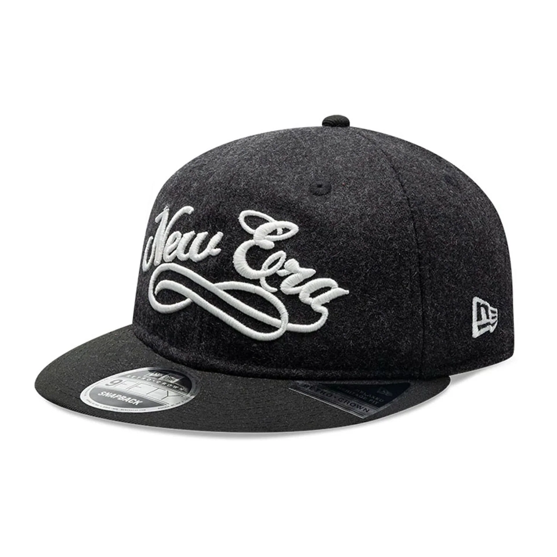 6050-new-era-melton-wool-black-retro-crown-9fifty-cap-1.webp New Era Melton Wool Black Retro Crown 9FIFTY Cap