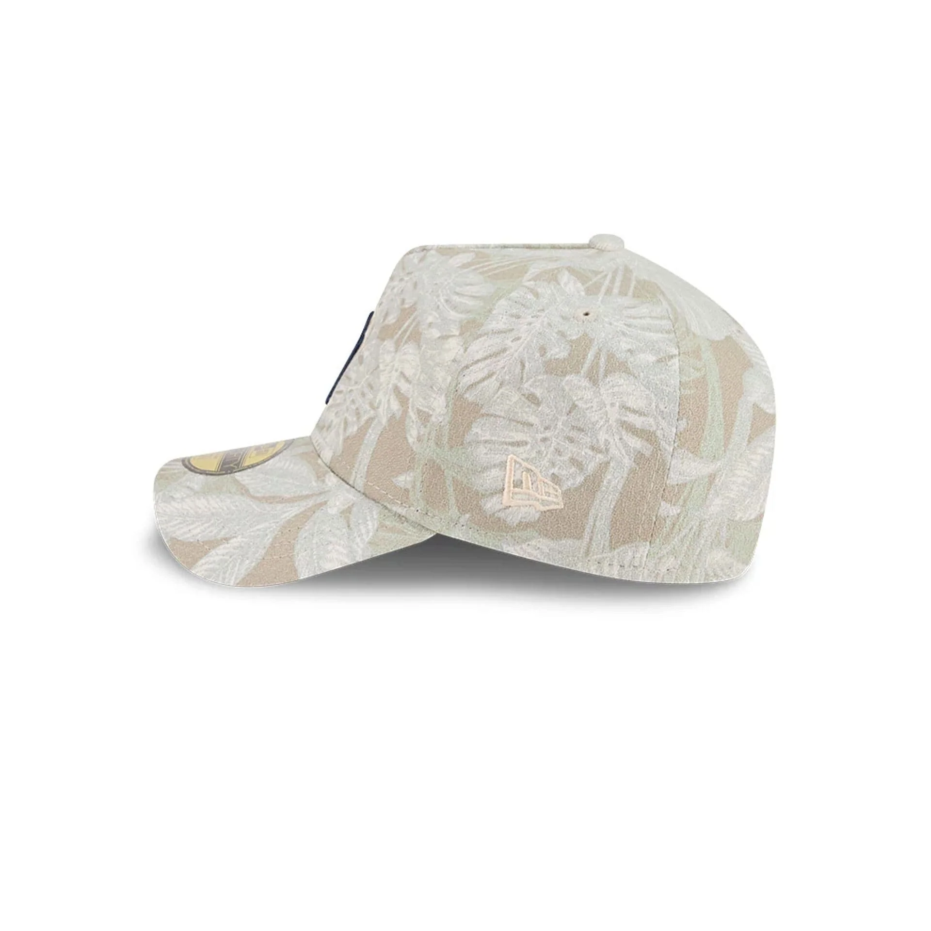 6198-new-york-yankees-mlb-leafy-palm-light-beige-59forty-a-frame-fitted-cap-5.webp New York Yankees MLB Leafy Palm Light Beige 59FORTY A-Frame Fitted Cap