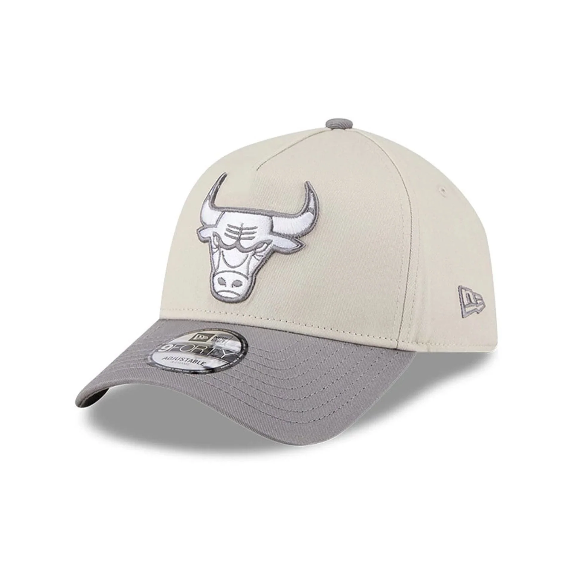 6212-chicago-bulls-nba-stone-storm-light-beige-9forty-a-frame-adjustable-cap-1.webp Chicago Bulls NBA Stone Storm Light Beige 9FORTY A-Frame Adjustable Cap