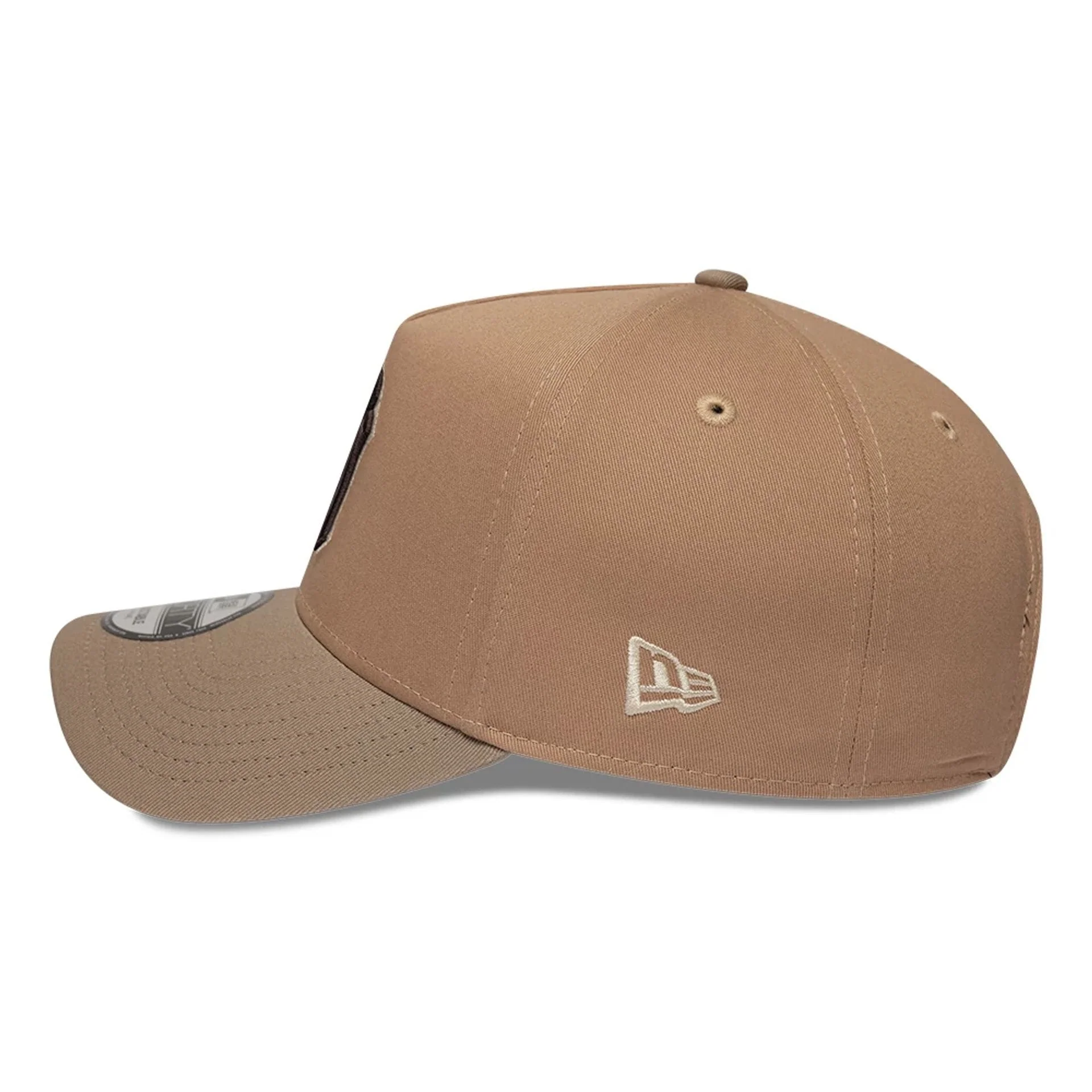 6665-new-york-yankees-mlb-mocha-mousse-beige-9forty-a-frame-adjustable-cap-4.webp New York Yankees MLB Mocha Mousse Beige 9FORTY A-Frame Adjustable Cap