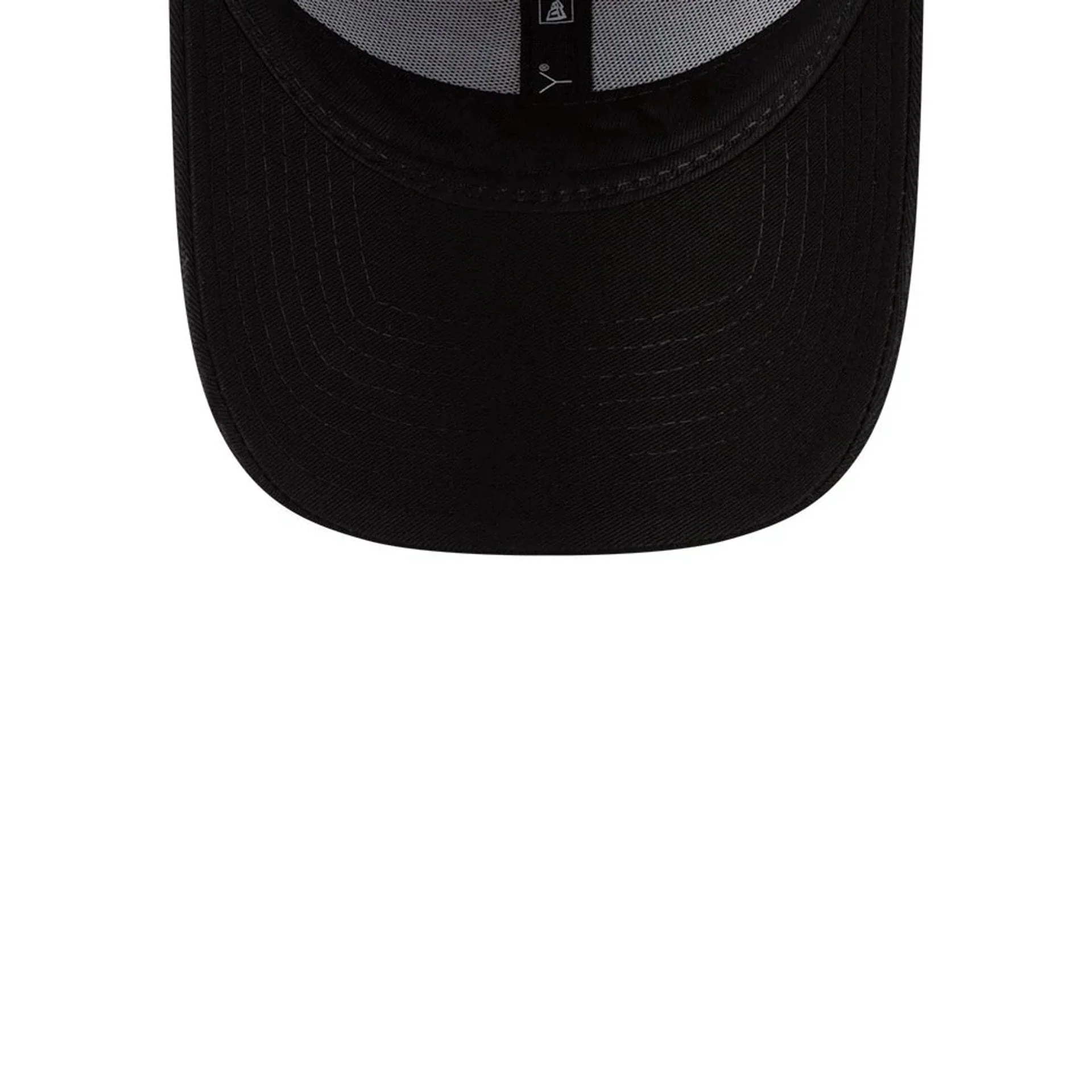 6751-one-piece-straw-hat-pirates-black-9forty-adjustable-cap-7.webp One Piece Straw Hat Pirates Black 9FORTY Adjustable Cap