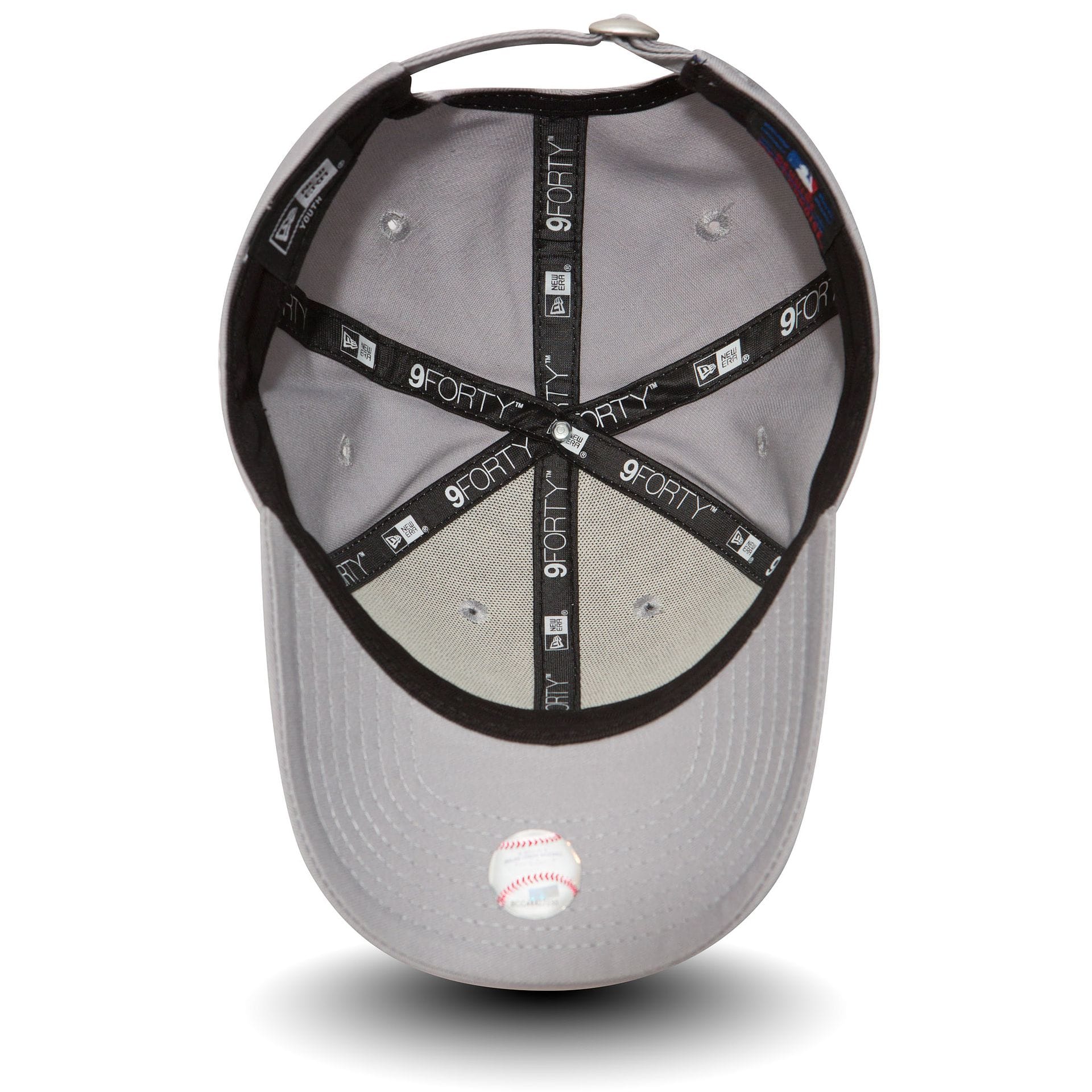6772-new-york-yankees-essential-kids-grey-9forty-cap-2.jpg New York Yankees Essential Kids Grey 9FORTY Cap
