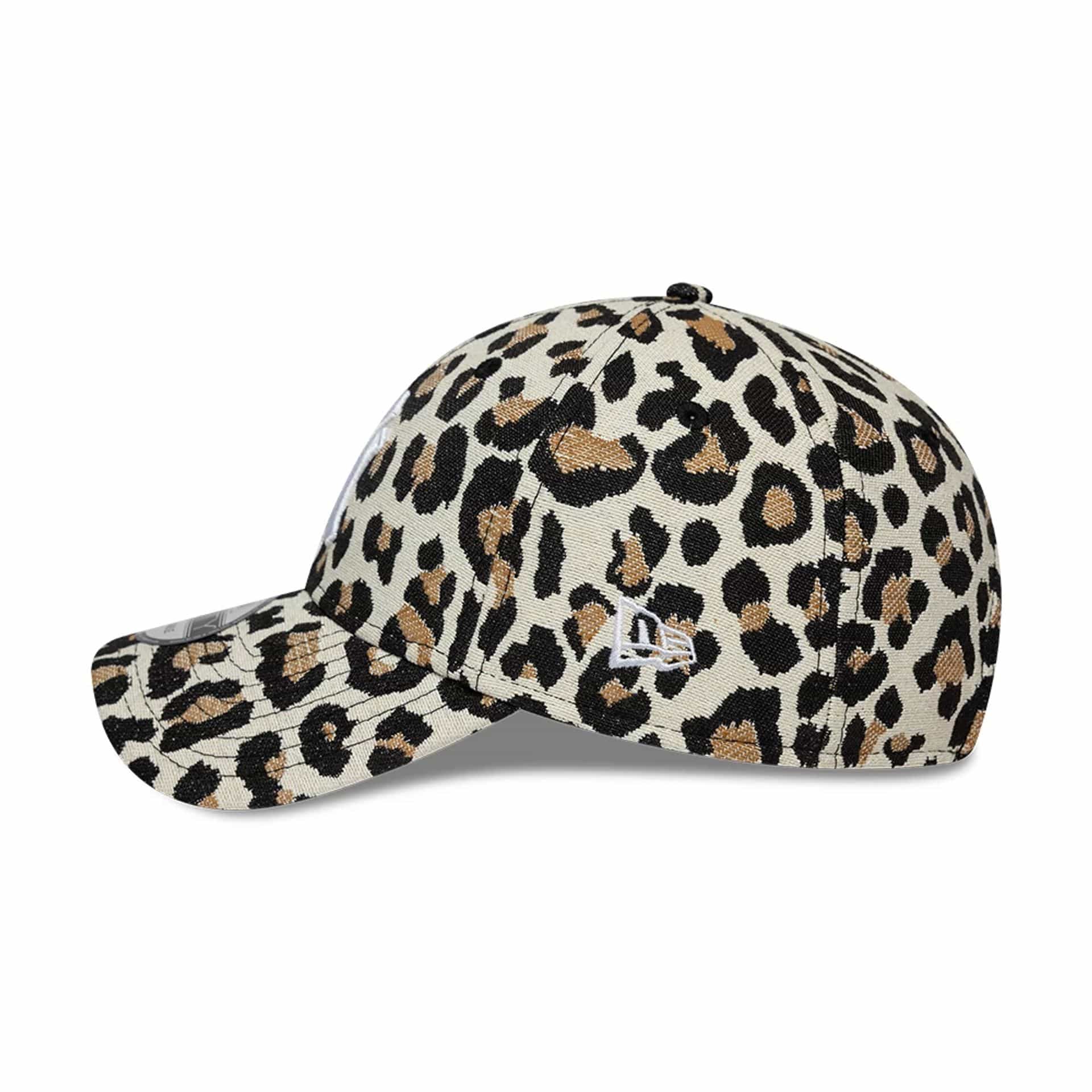 6850-new-york-yankees-mlb-leopard-black-9forty-adjustable-cap-5.jpg New York Yankees MLB Leopard Black 9FORTY Adjustable Cap