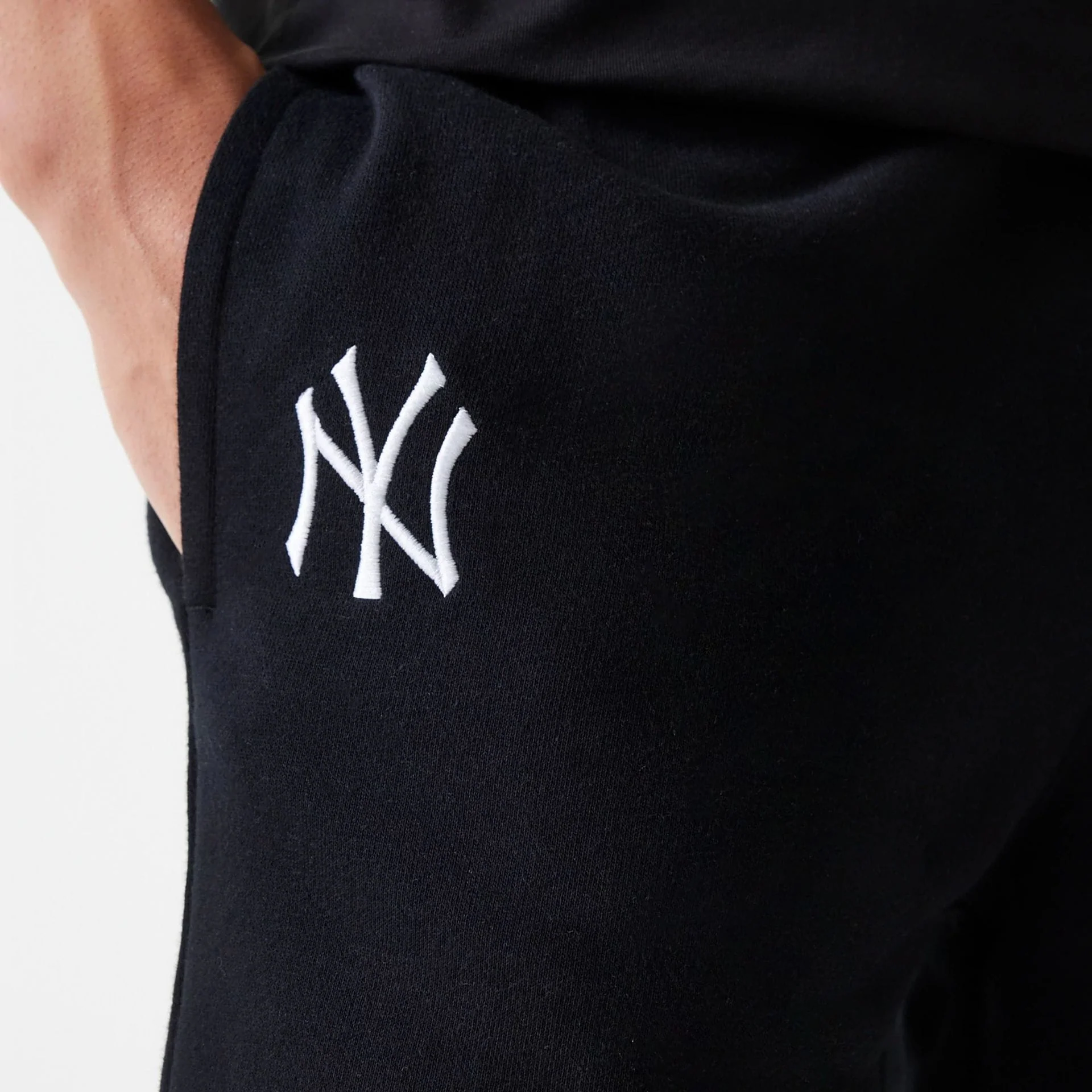 New York Yankees MLB League Essential French Terry Black Shorts