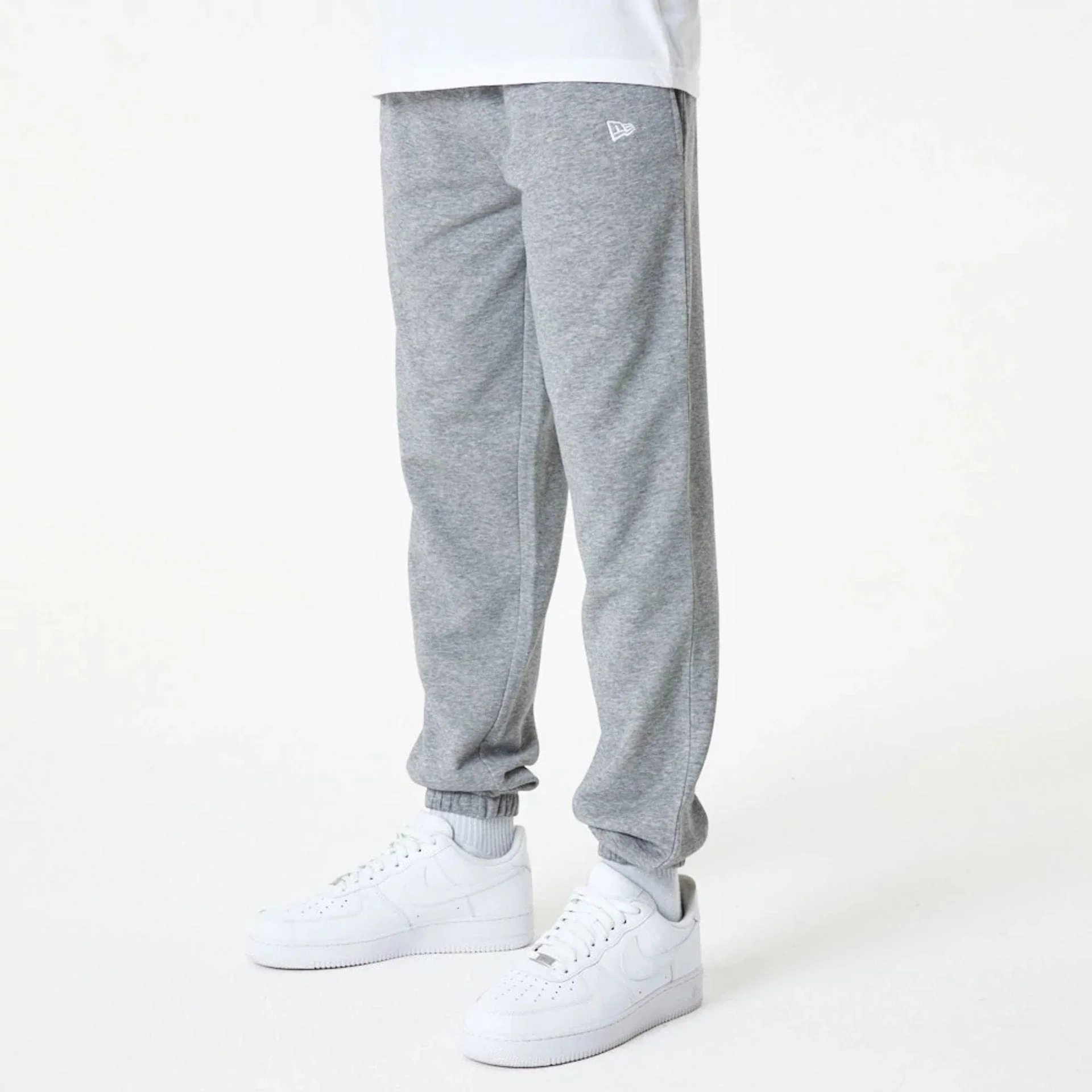 8154-new-york-yankees-mlb-essential-grey-joggers-2.webp New York Yankees MLB Essential Grey Joggers