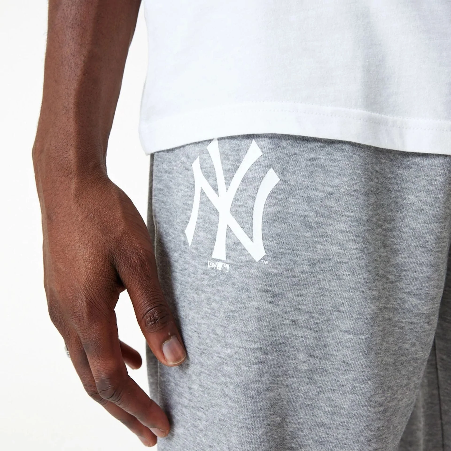 8154-new-york-yankees-mlb-essential-grey-joggers-5.webp New York Yankees MLB Essential Grey Joggers