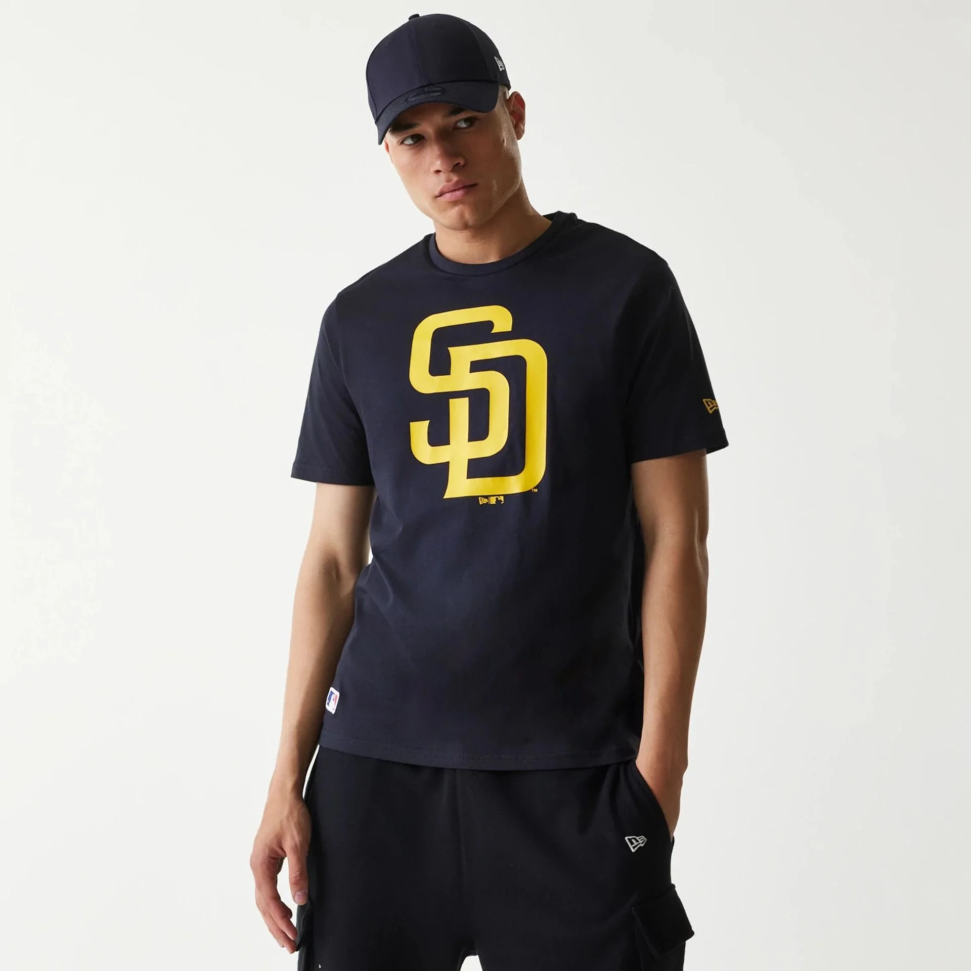 8279-san-diego-padres-mlb-regular-navy-t-shirt-1.webp San Diego Padres MLB Regular Navy T-Shirt
