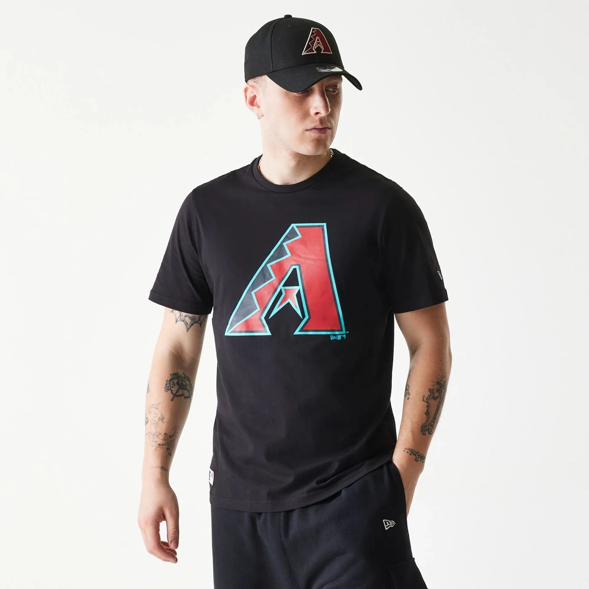 8440-arizona-diamondbacks-mlb-regular-black-t-shirt-1.webp Arizona Diamondbacks MLB Regular Black T-Shirt