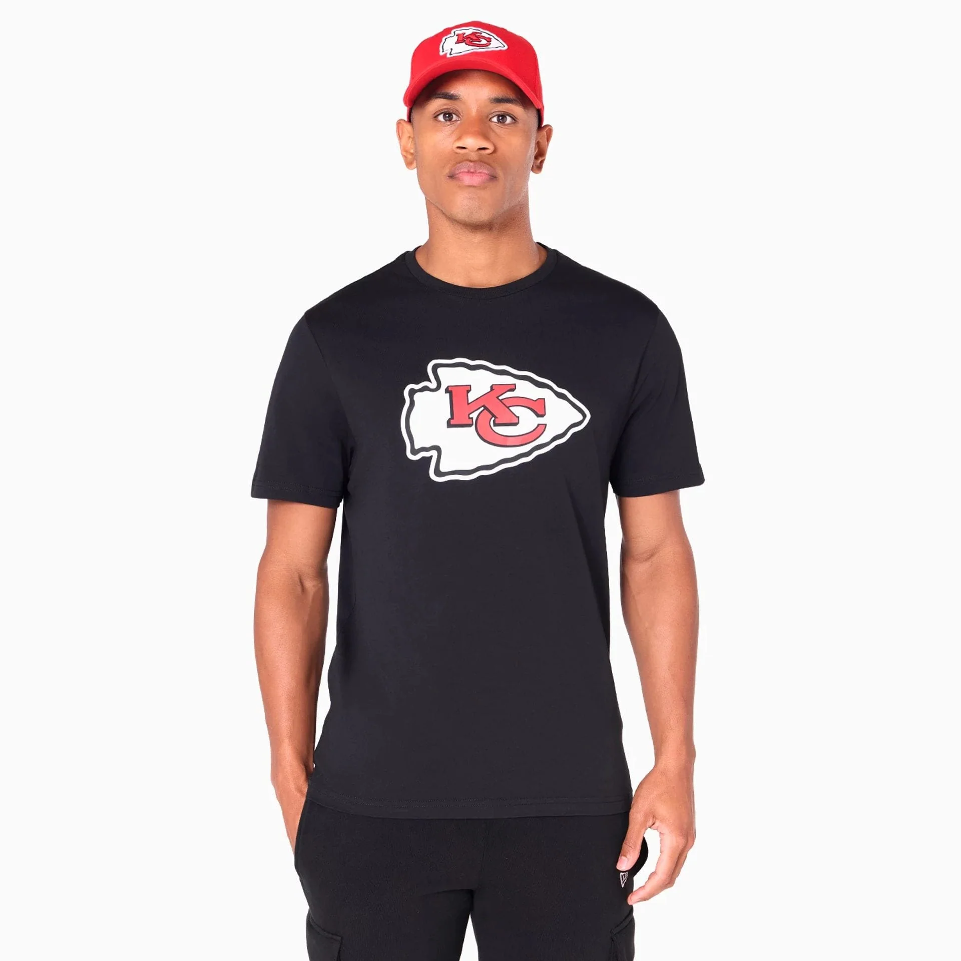 8468-kansas-city-chiefs-nfl-black-t-shirt-1.webp Kansas City Chiefs NFL Black T-Shirt
